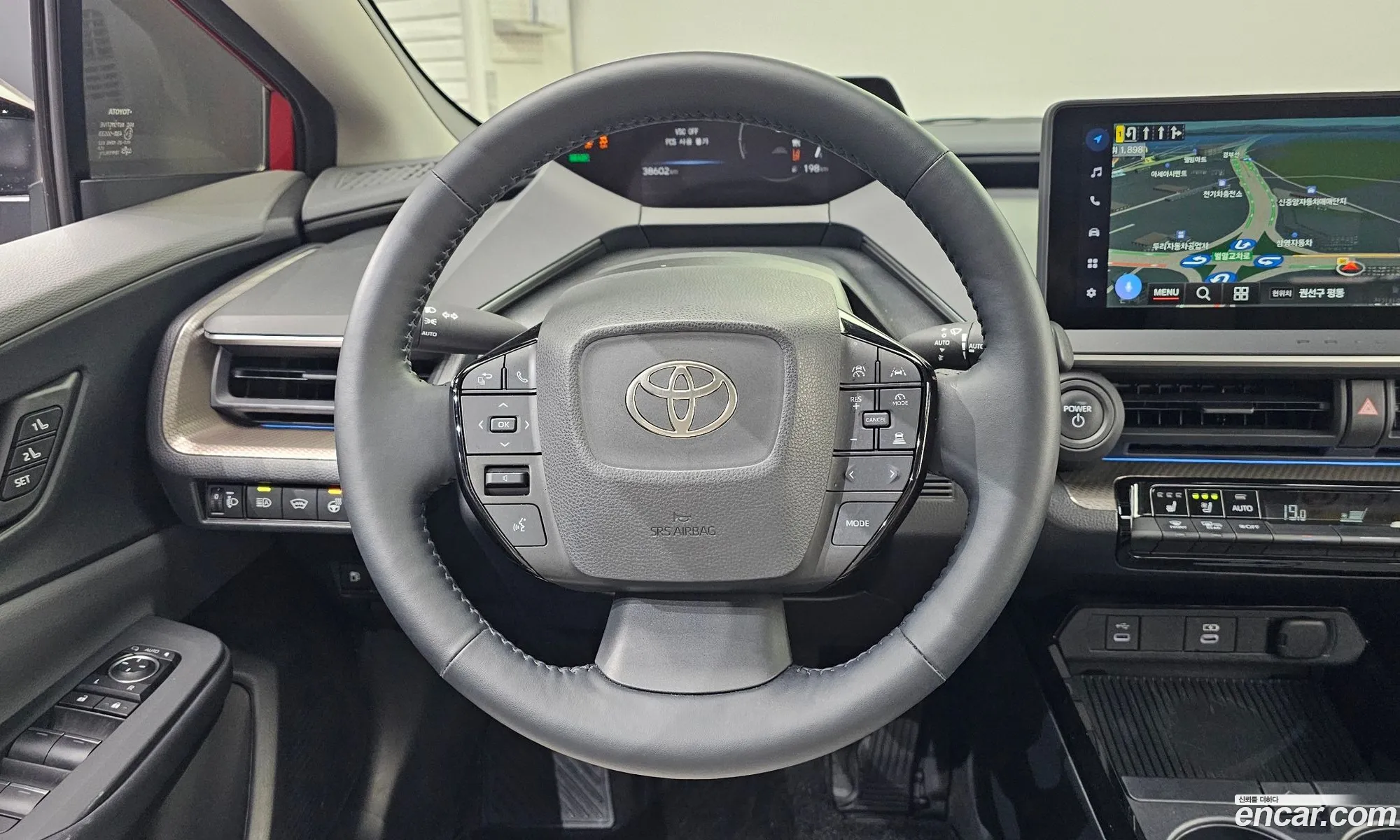 Toyota Prius 2024 JTDACBAU5R3036867 — 14