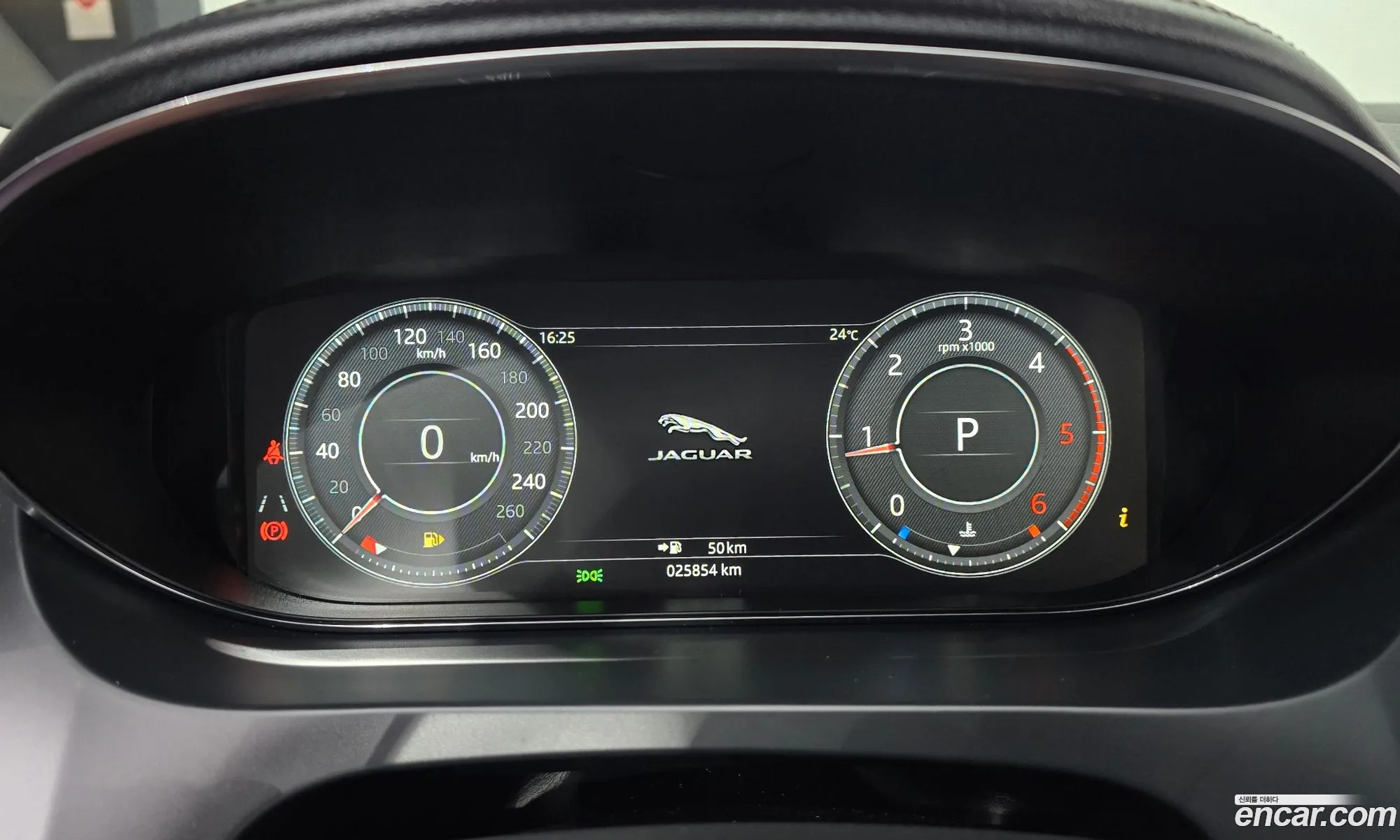 Jaguar E-Pace 2019 SADFA2BN8K1Z45193 — 20
