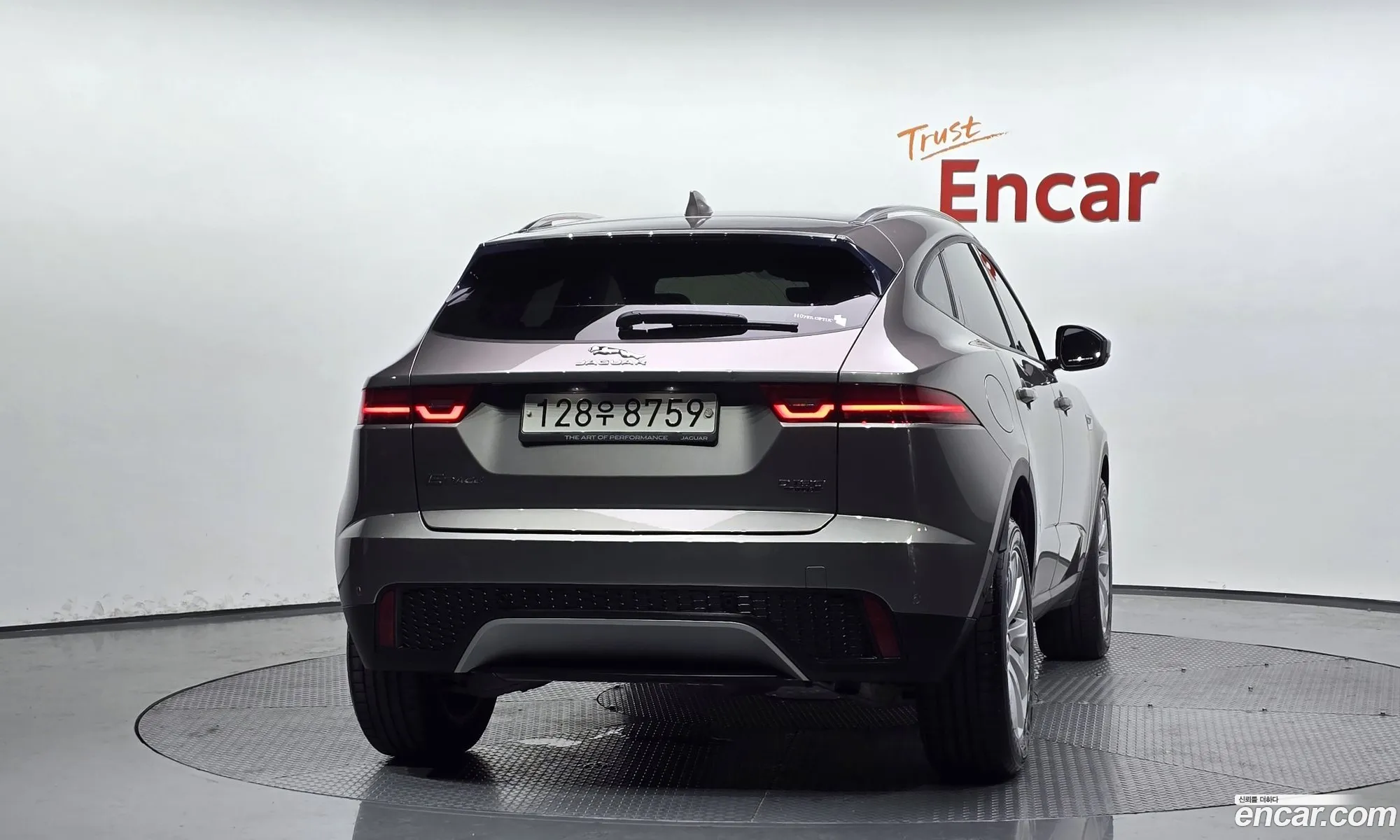 Jaguar E-Pace 2019 SADFA2BN8K1Z45193 — 10