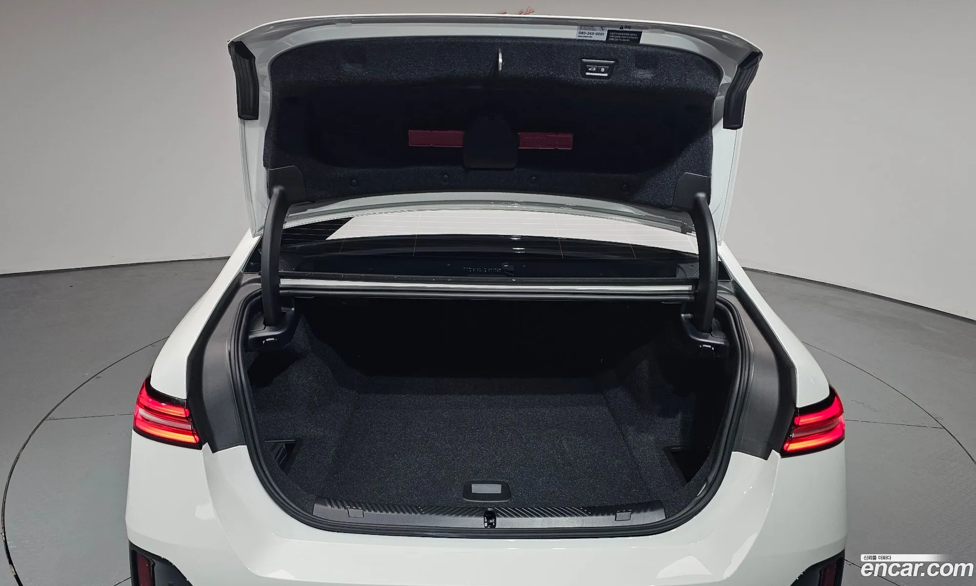 BMW i5 2025 — 22