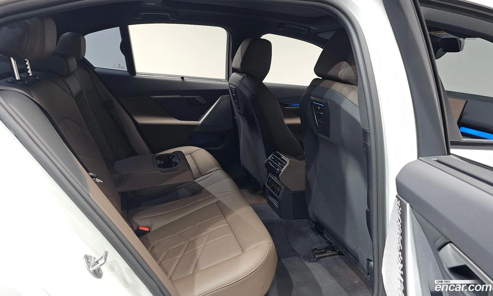 BMW i5 2025 — 5
