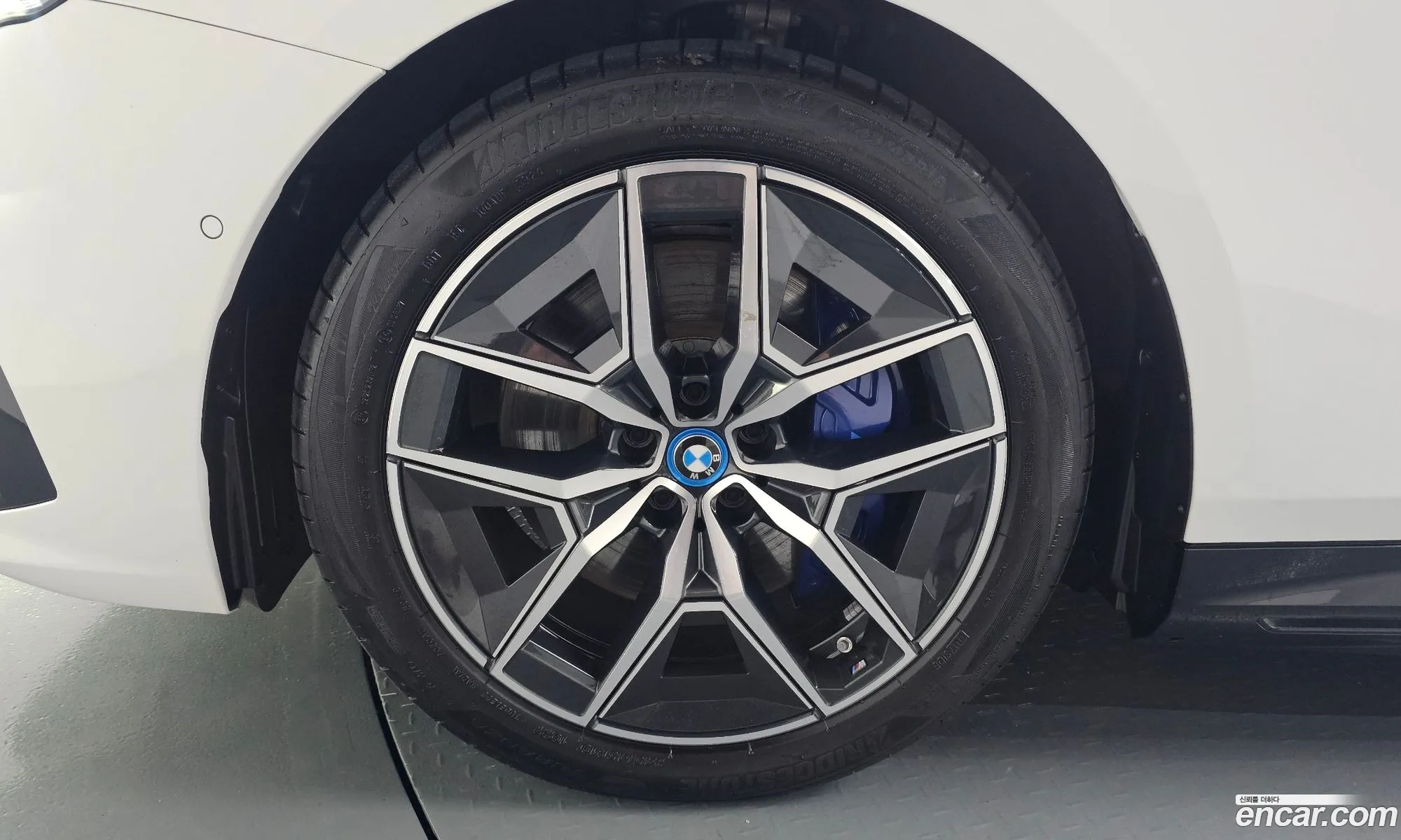 BMW i5 2025 — 36
