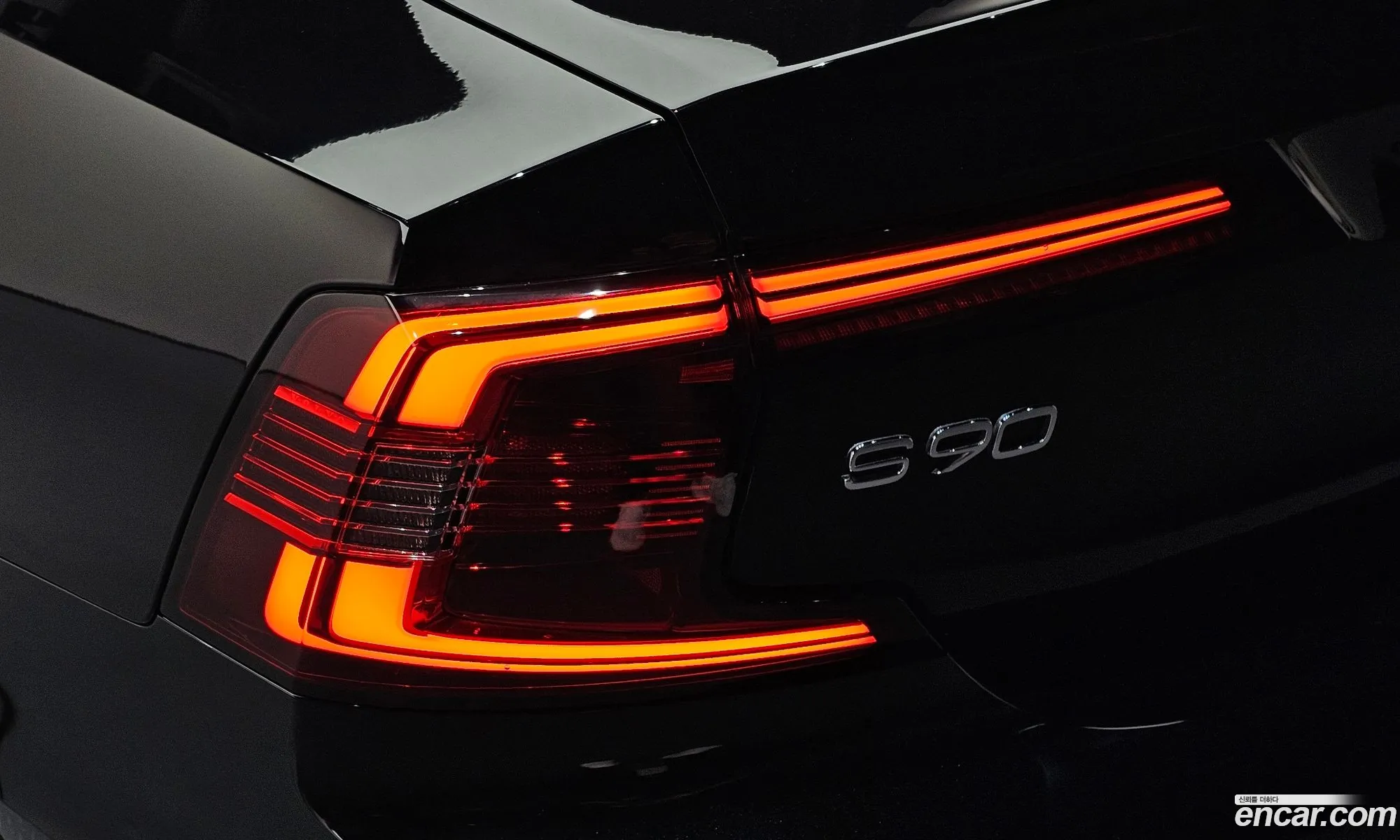 Volvo S90 2022 LVYPT062CNP270394 — 17