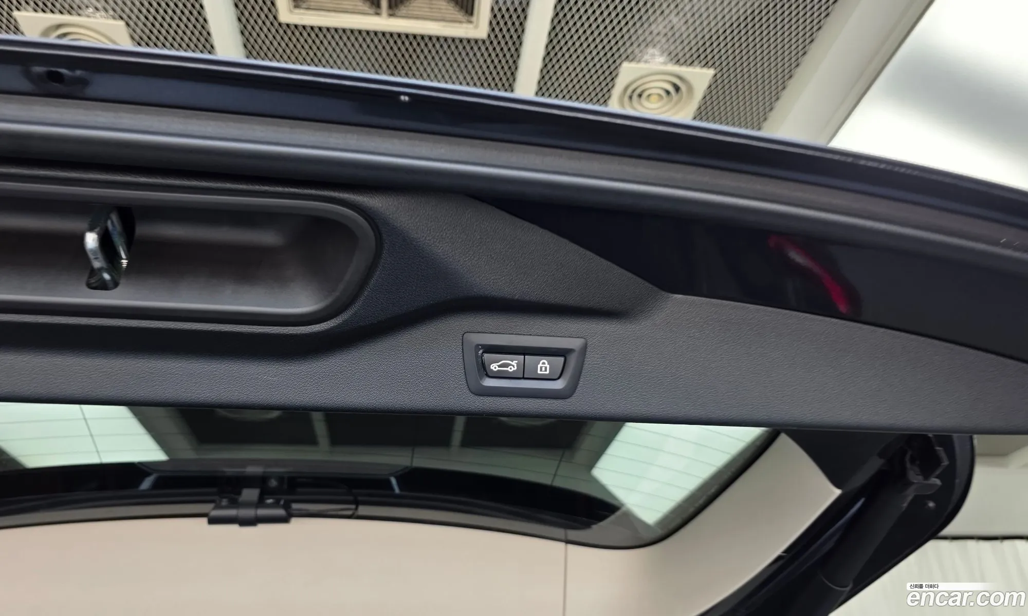 BMW X7 2022 WBACW2103N9L96026 — 32