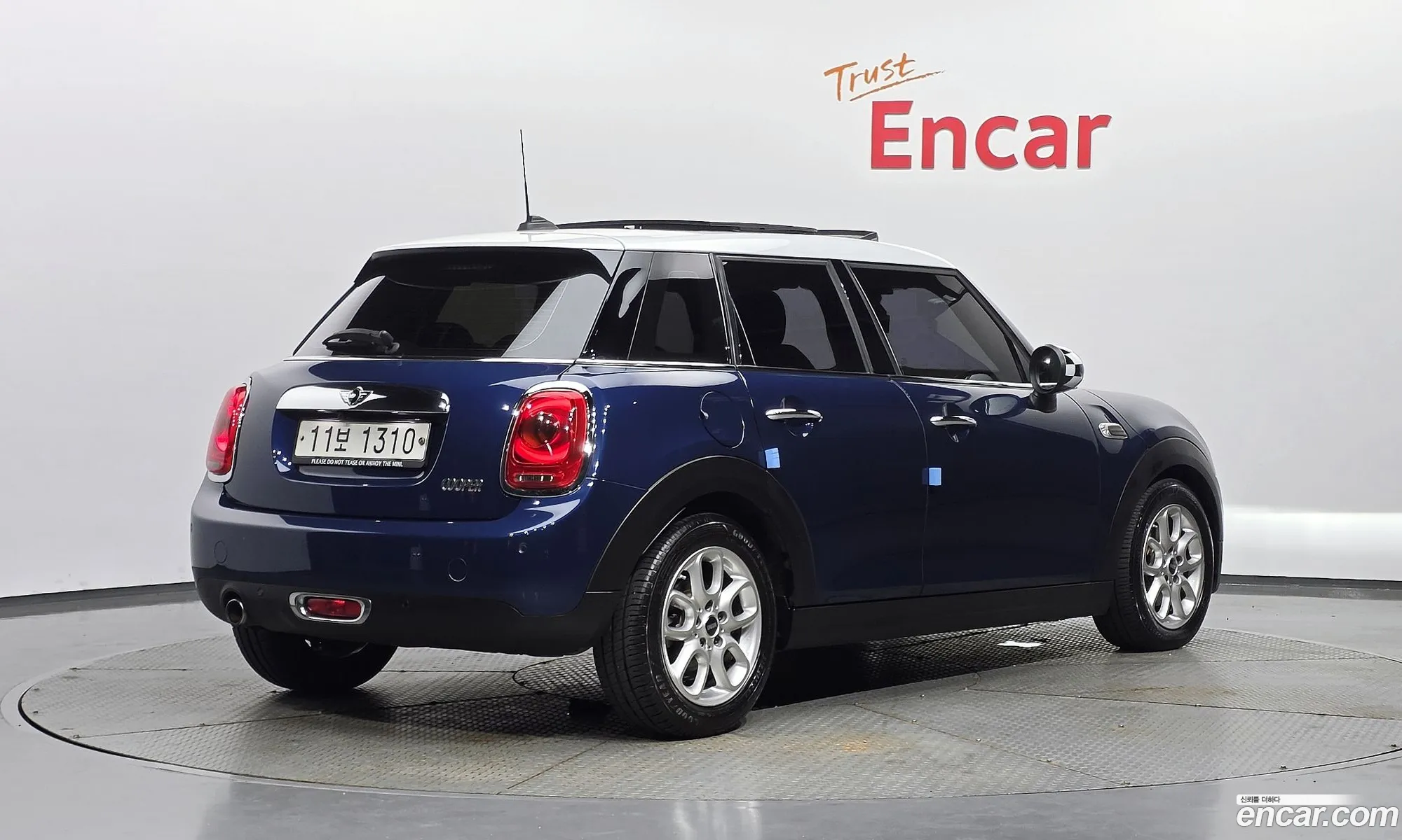 Mini Cooper 2015 — 14