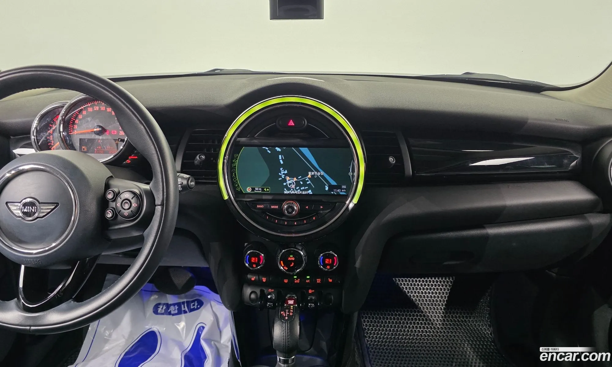 Mini Cooper 2015 — 8