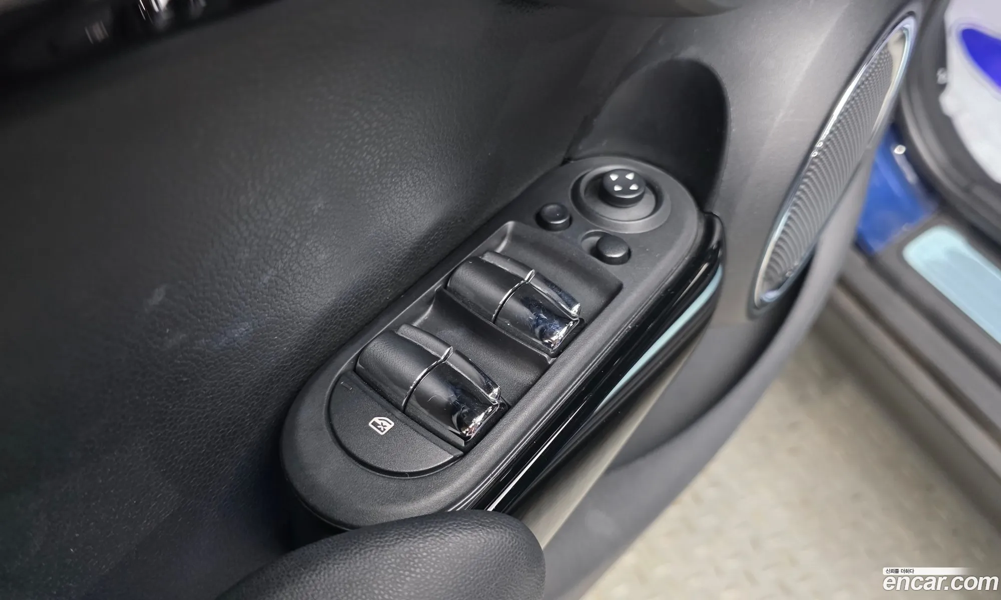 Mini Cooper 2015 — 19