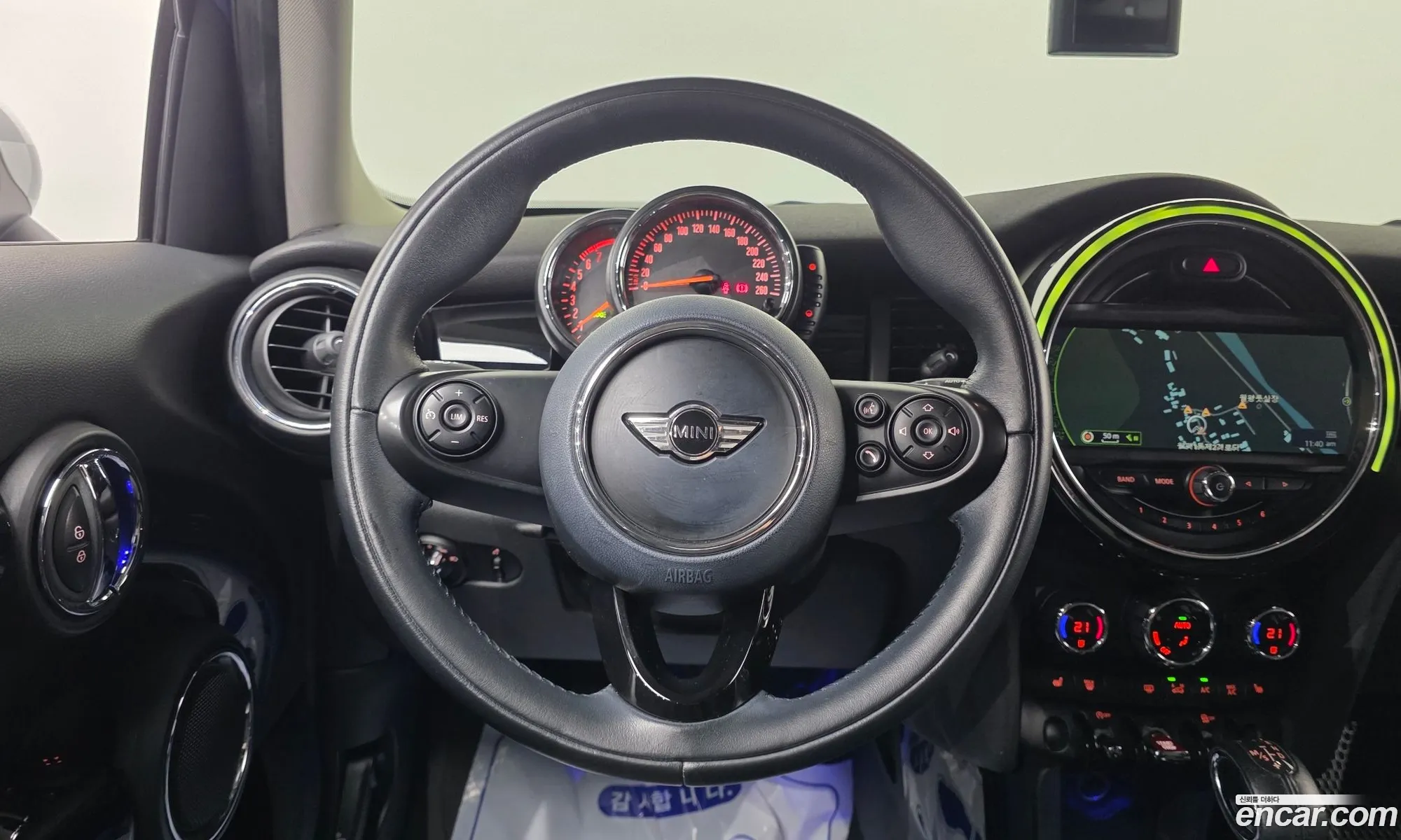 Mini Cooper 2015 — 20