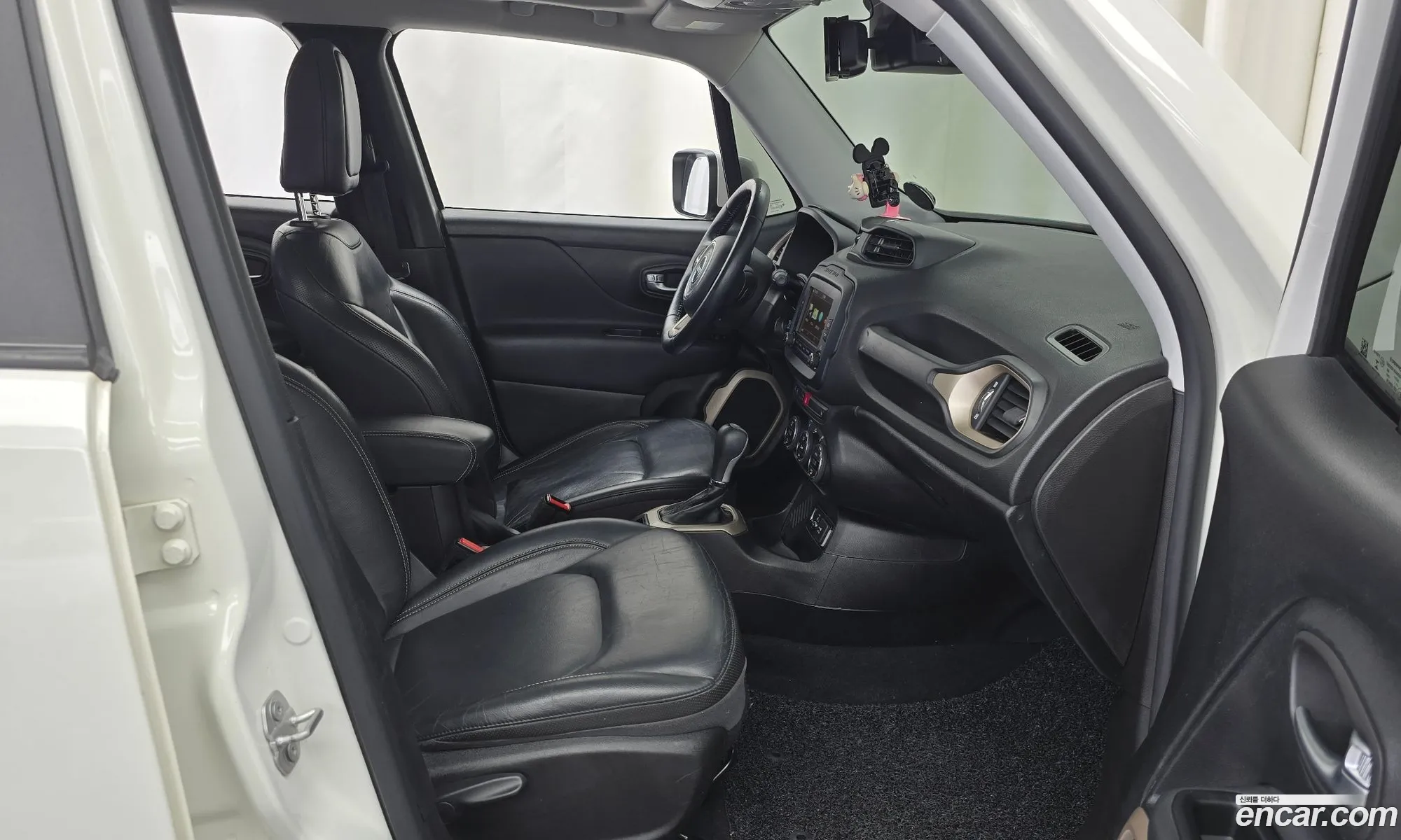 Jeep Renegade 2017 — 24