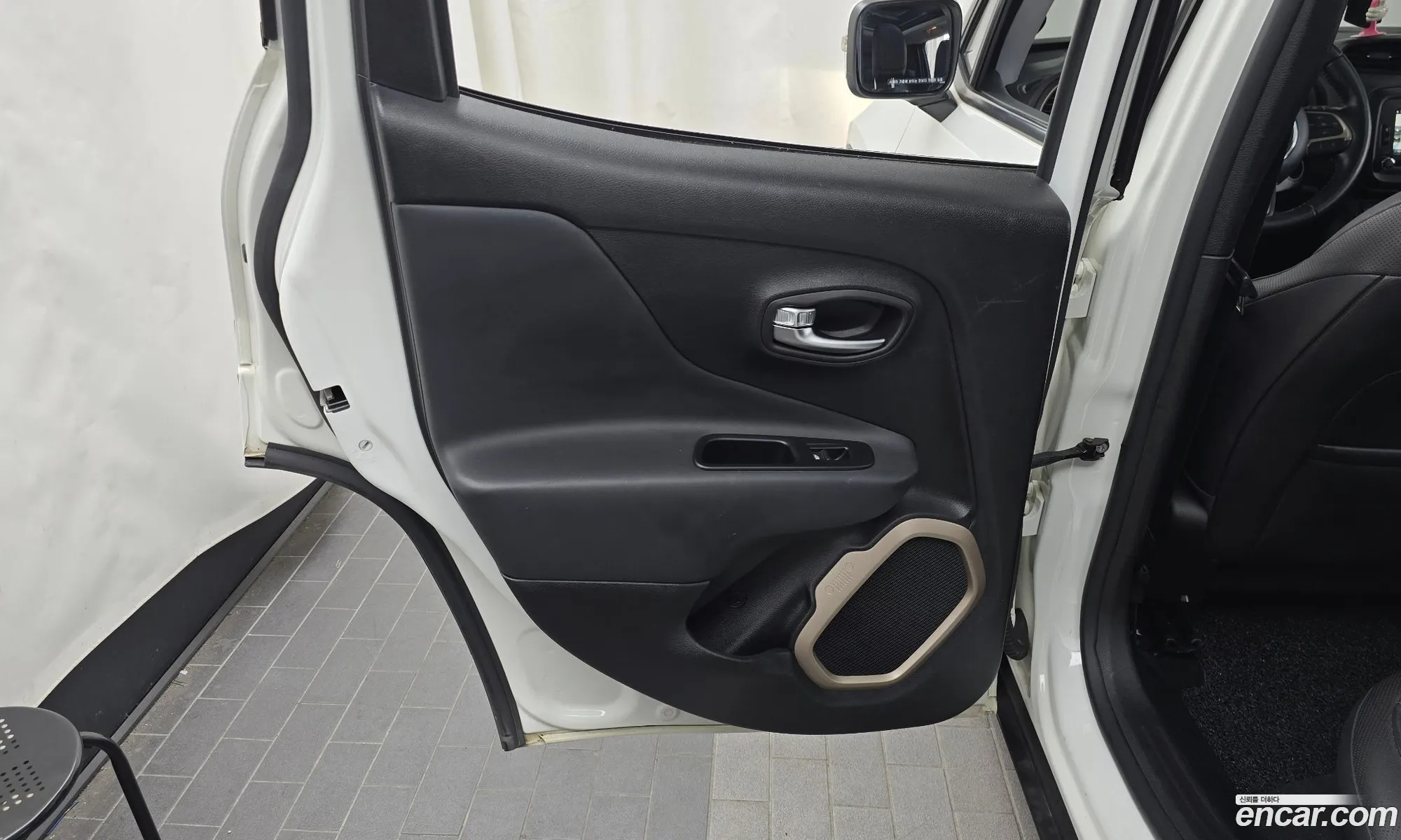 Jeep Renegade 2017 — 2