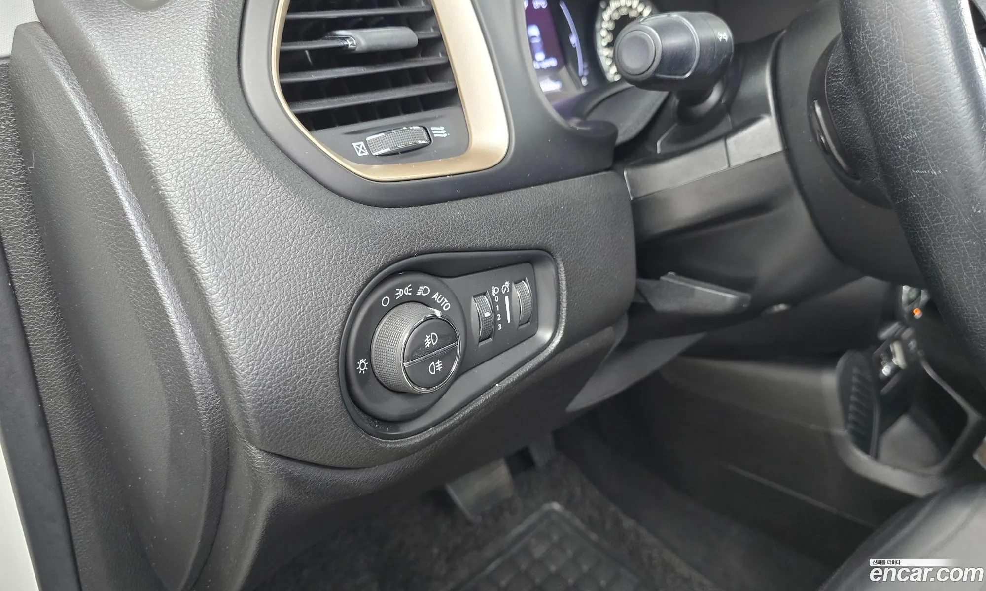 Jeep Renegade 2017 — 11