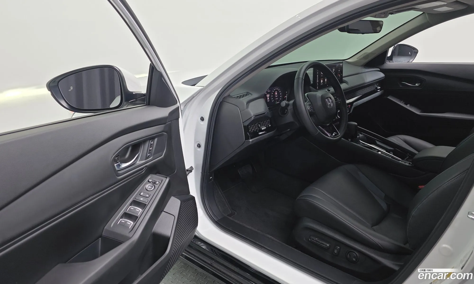 Honda Accord 1 2024 1HGCY1670RA510054 — 11