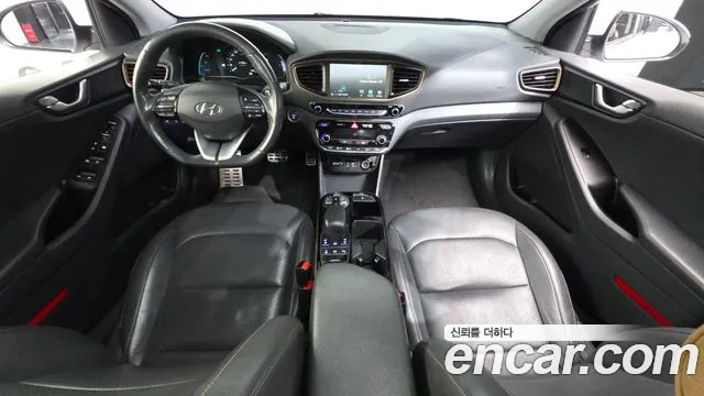 Hyundai Ioniq Electric 2018 — 4