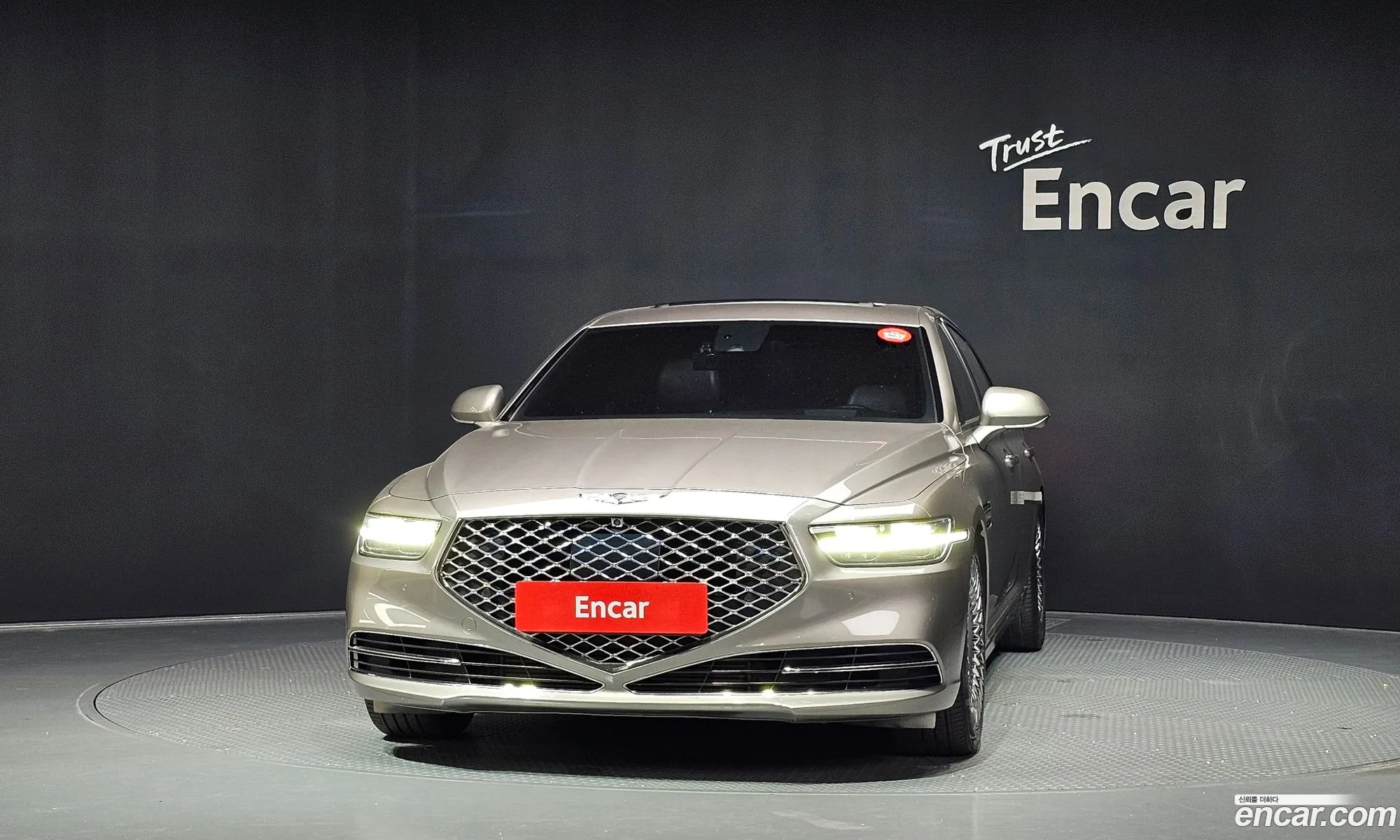 Genesis G90 2018 — 3