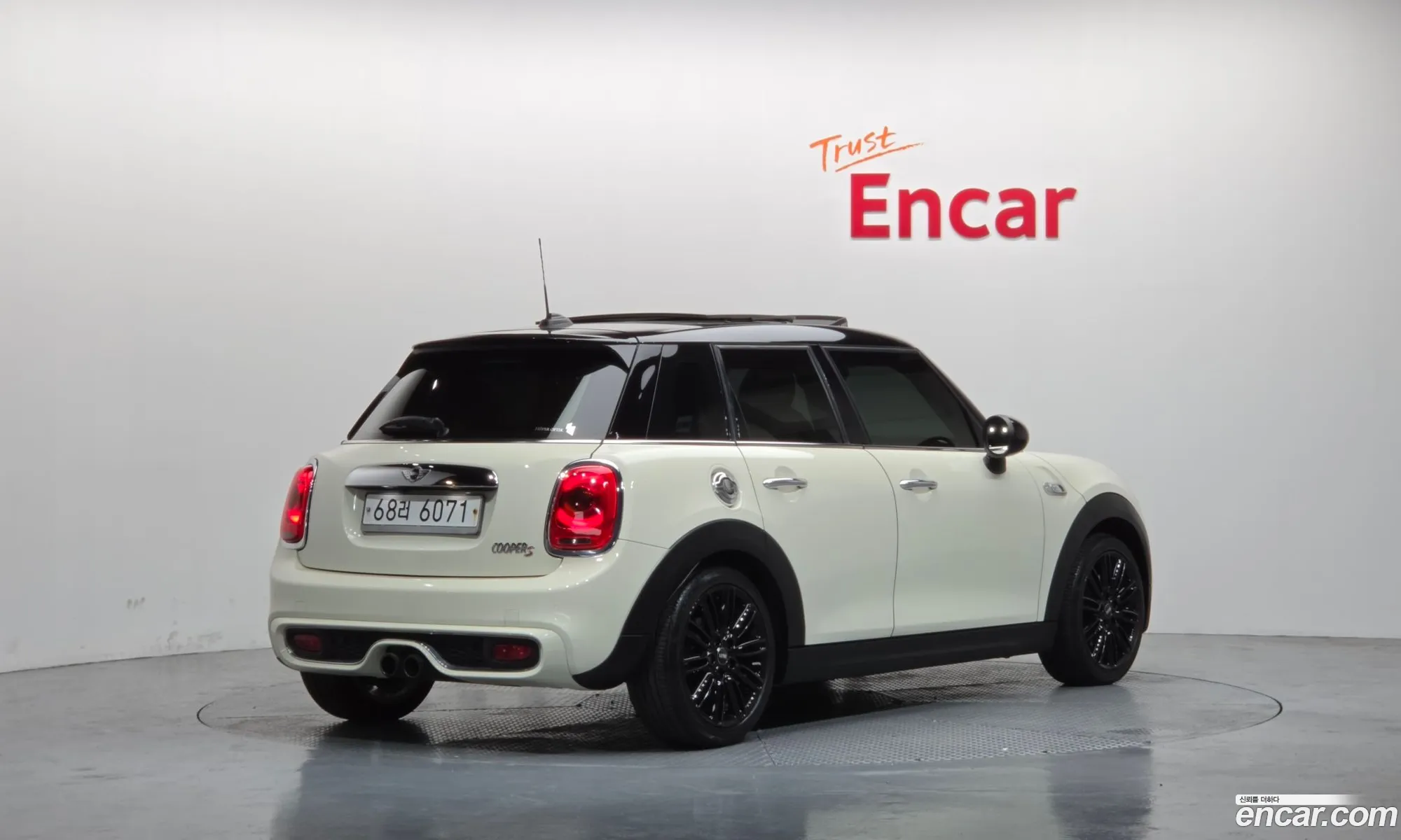 Mini Cooper S 2014 WMWXU3104FT892633 — 15
