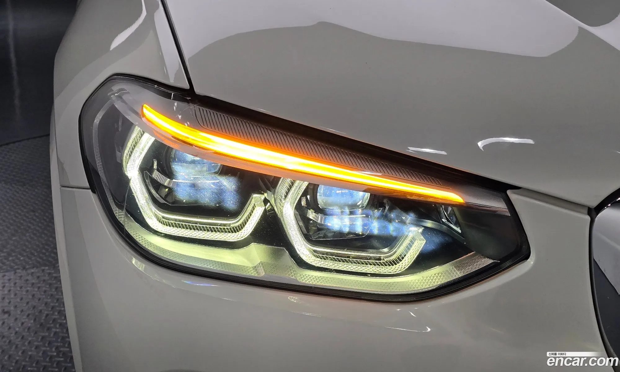BMW X4 2020 — 28