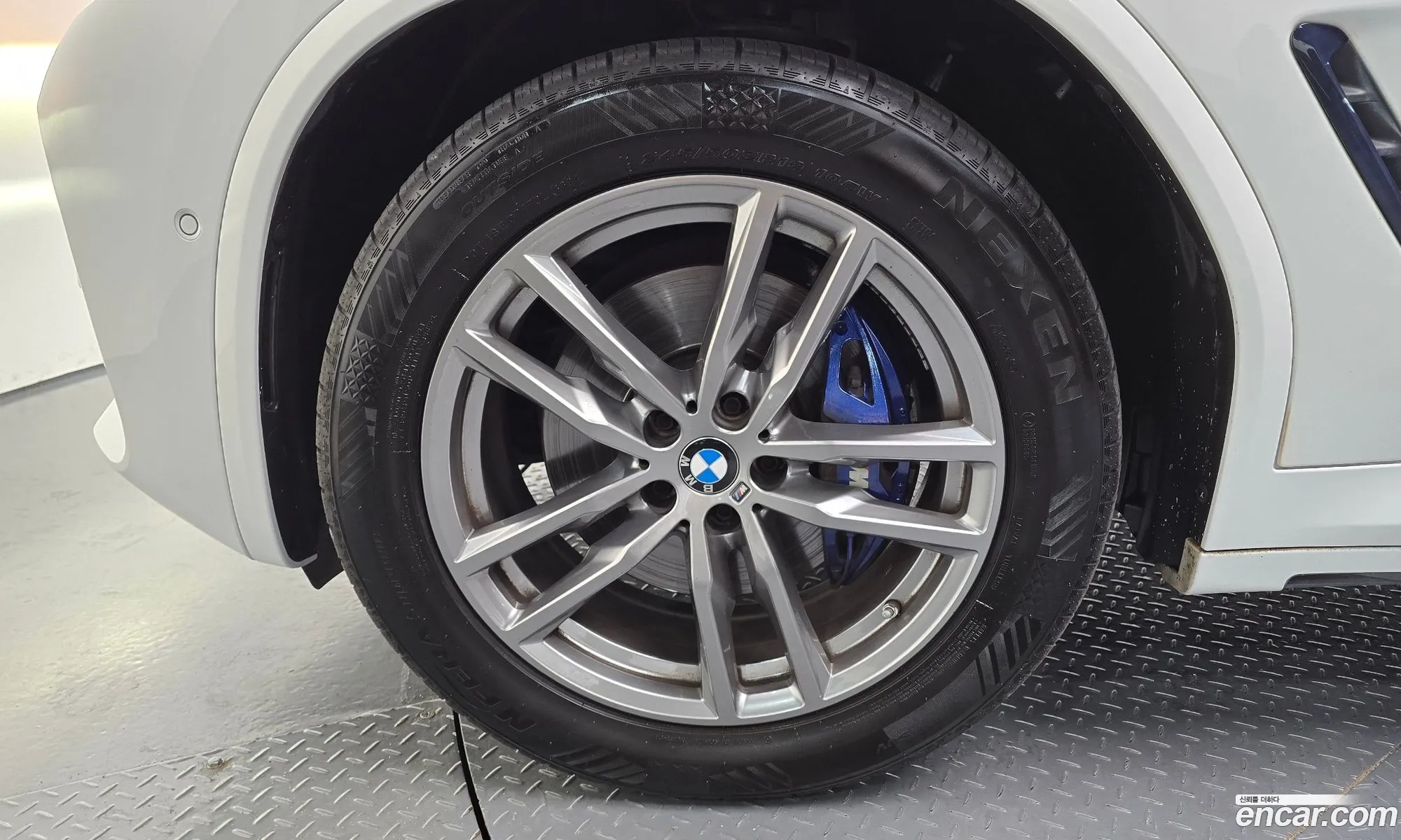 BMW X4 2020 — 25