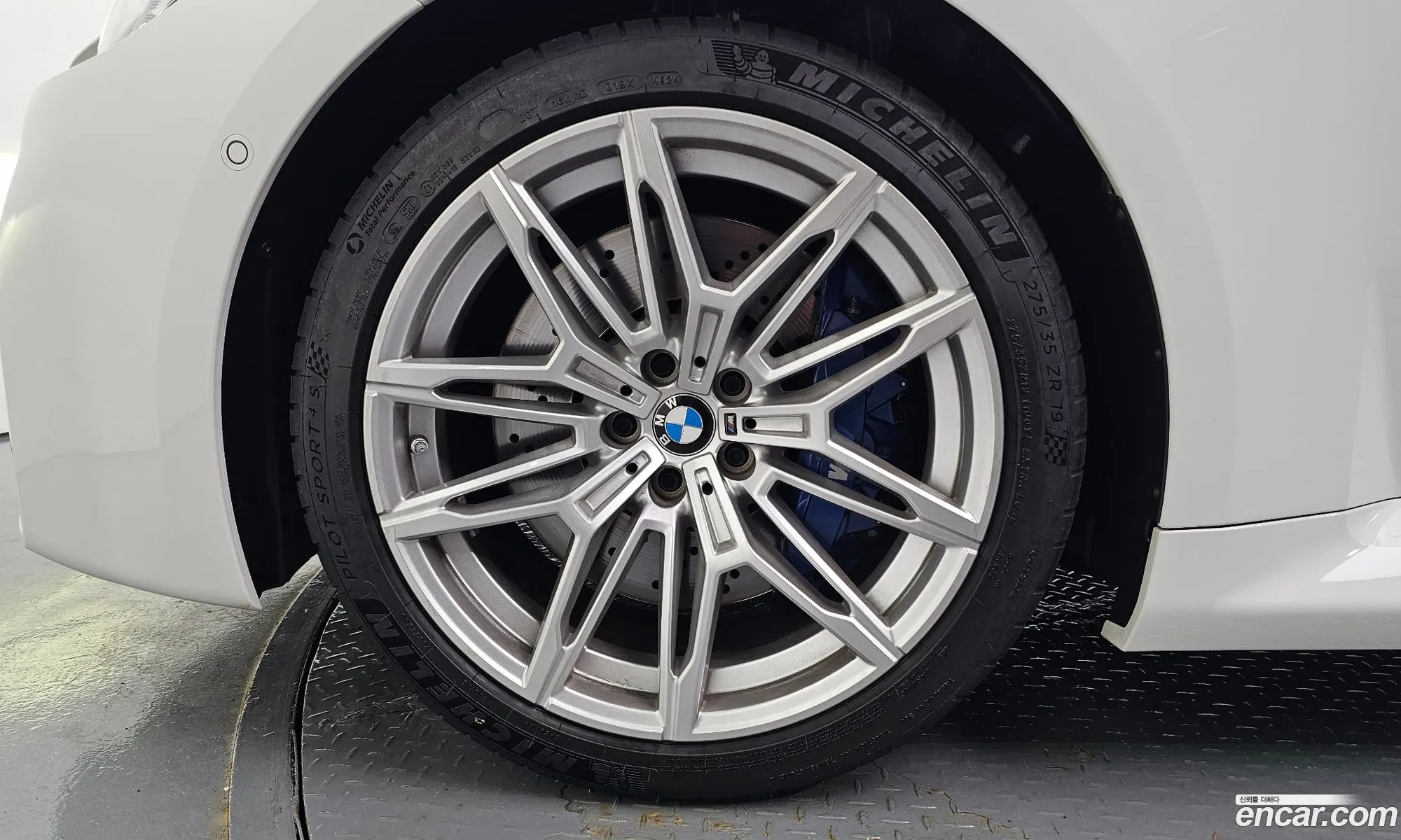 BMW M2 2025 WBS21DM01S8F61069 — 3