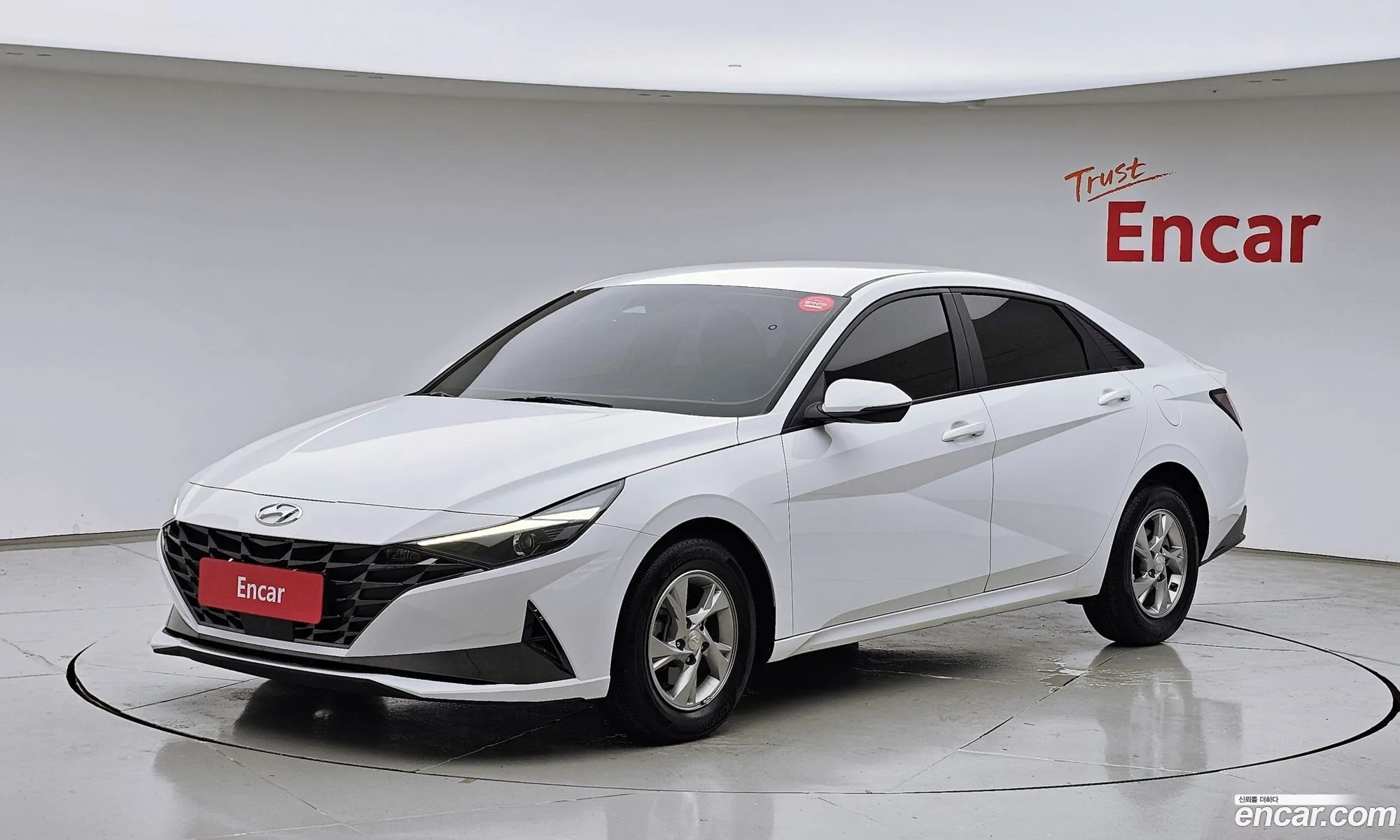 Hyundai Elantra 2020 — 2