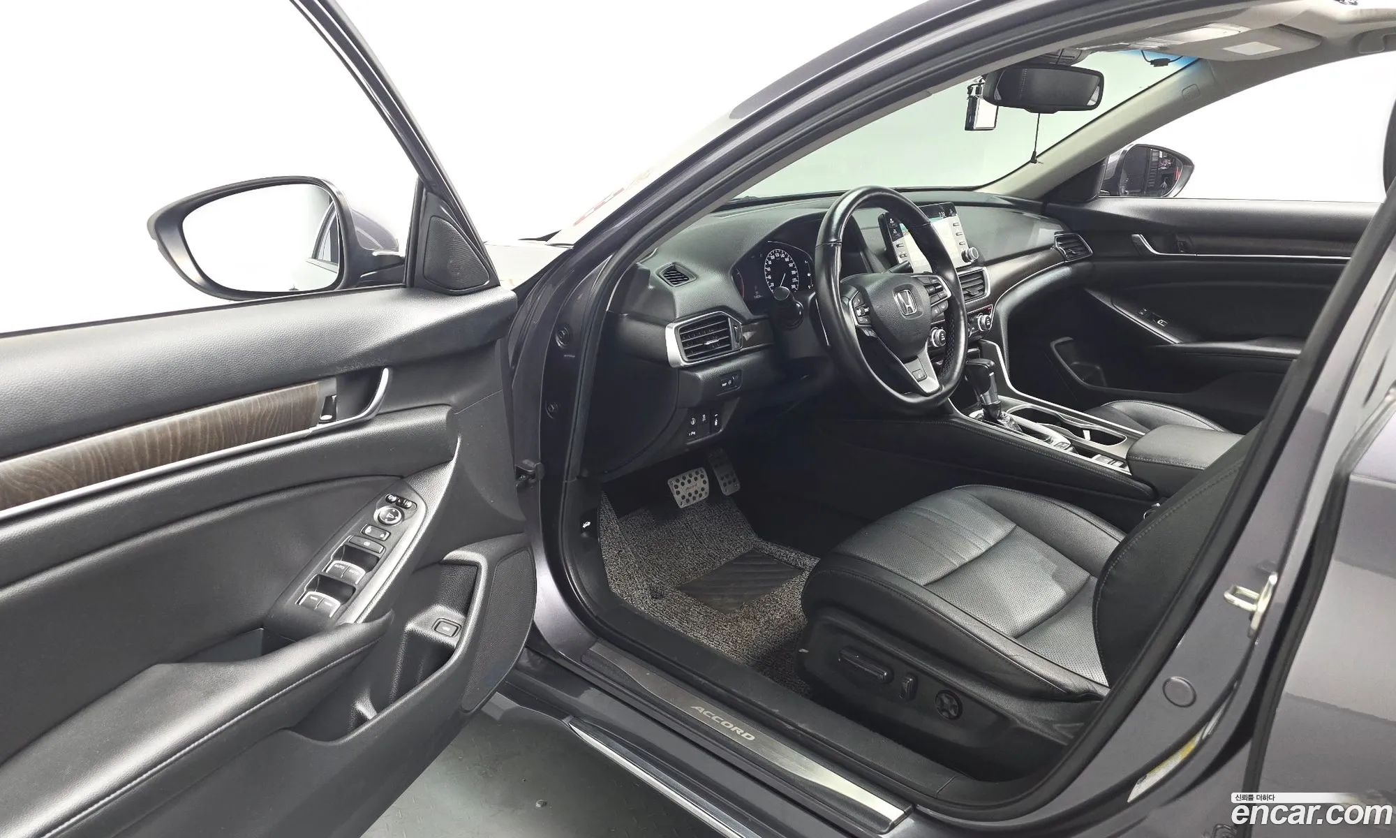 Honda Accord 10th Gen 2019 — 26