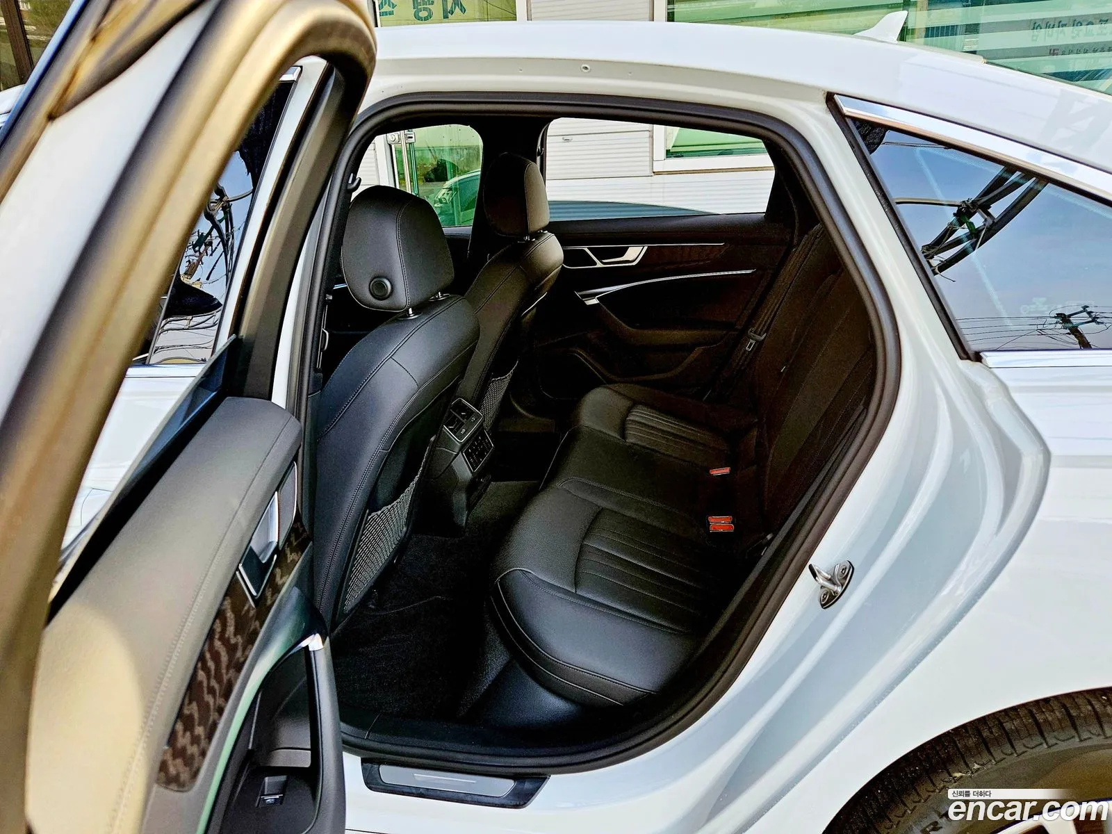 Audi A6 2021 — 11