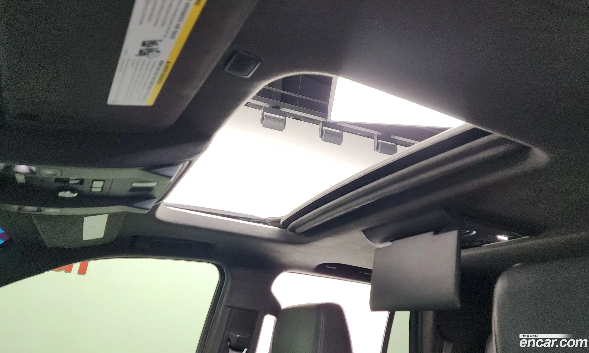 Cadillac Escalade 2019 — 34