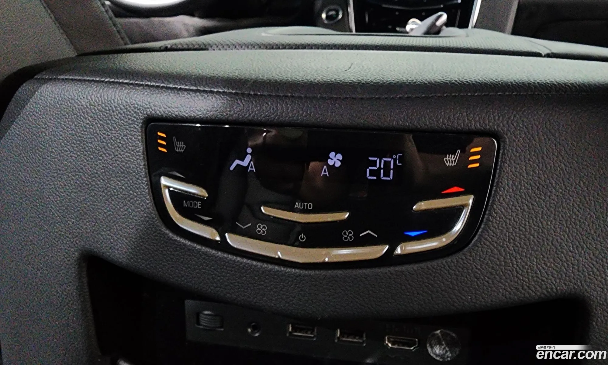 Cadillac Escalade 2019 — 37