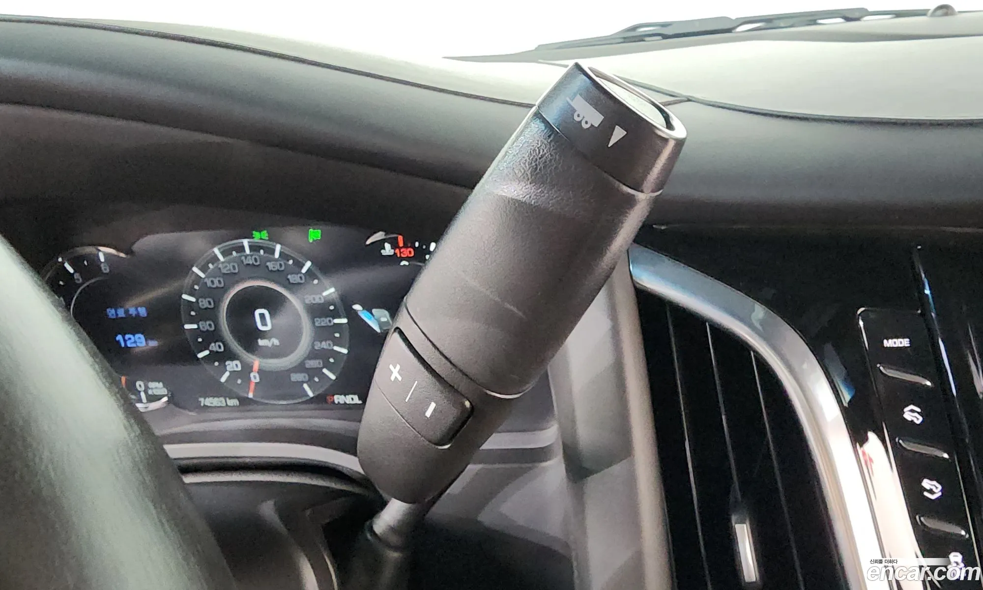 Cadillac Escalade 2019 — 2
