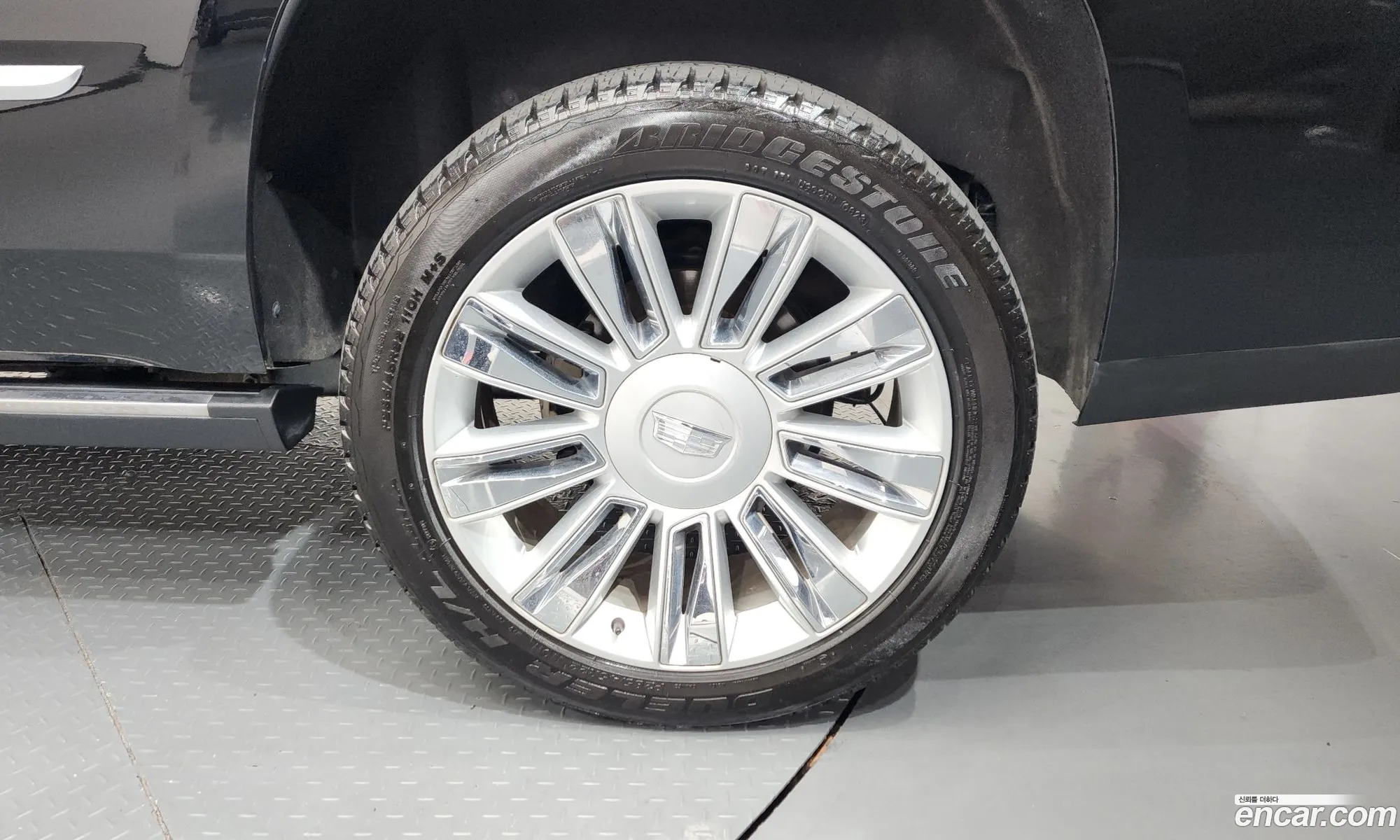 Cadillac Escalade 2019 — 38