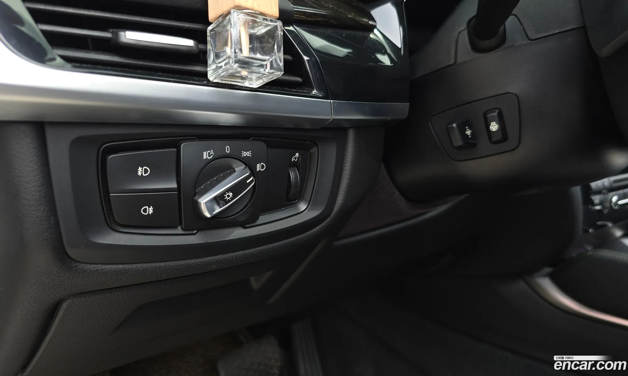BMW X6 2018 WBAKV210XJ0Y40502 — 26