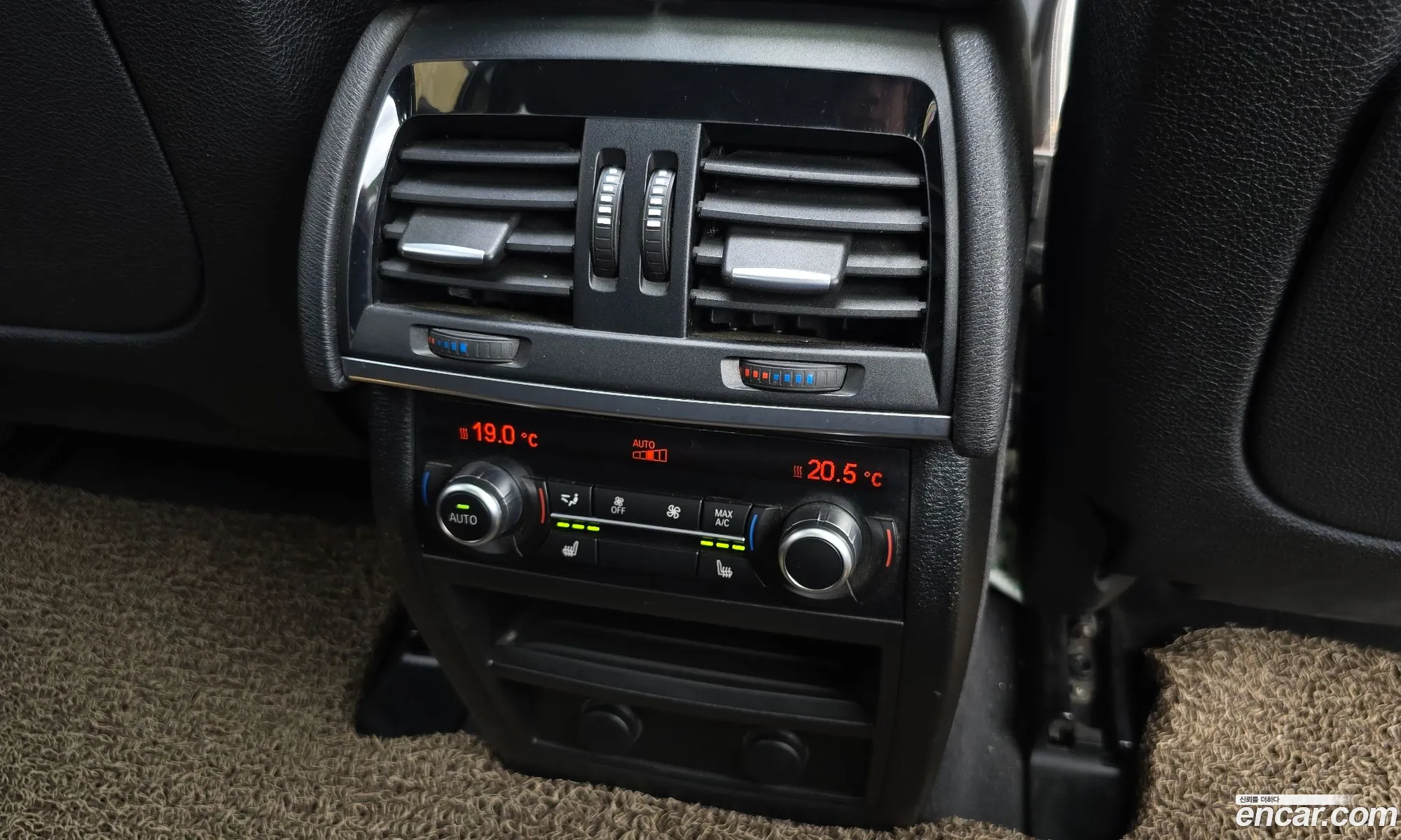 BMW X6 2018 WBAKV210XJ0Y40502 — 12