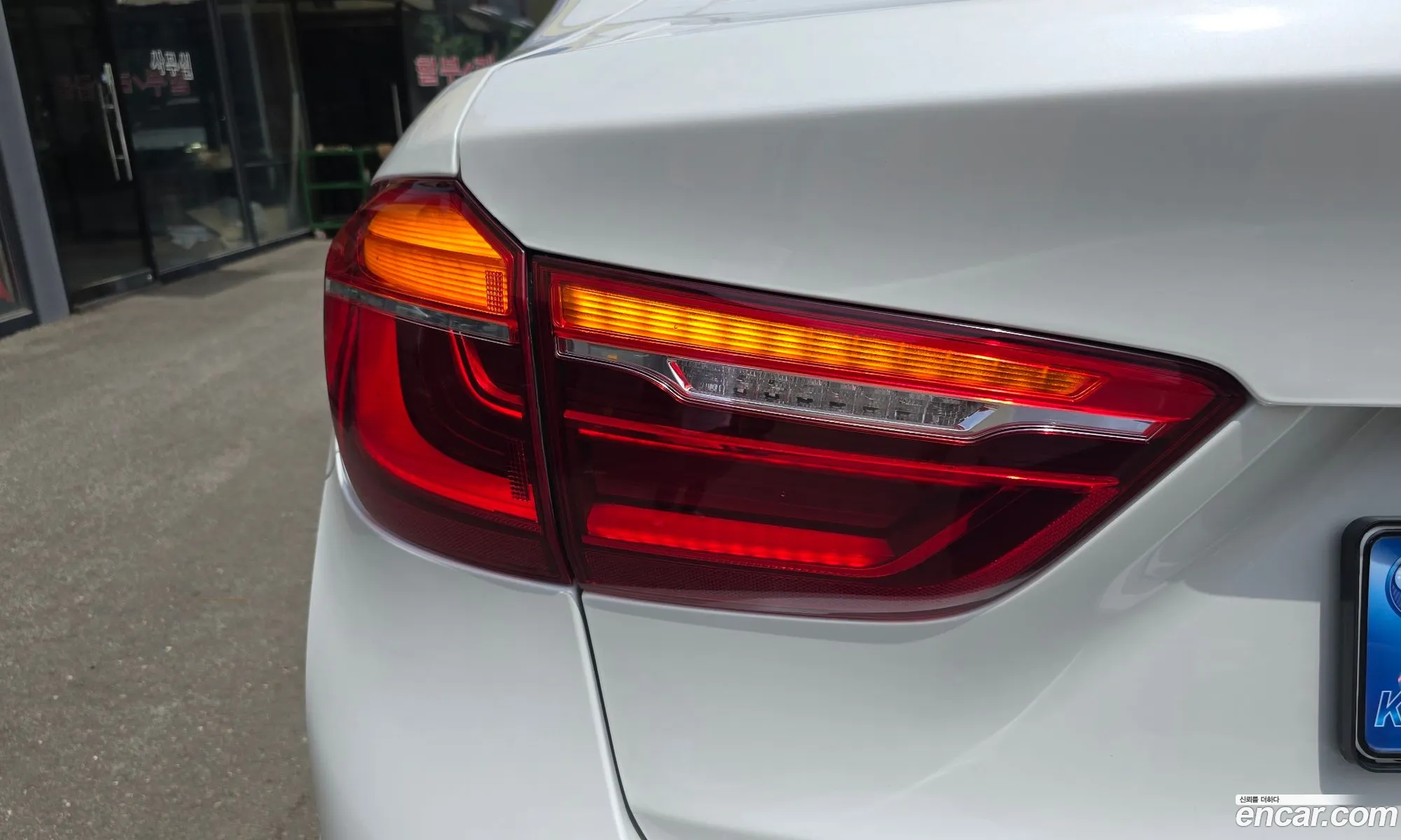 BMW X6 2018 WBAKV210XJ0Y40502 — 4
