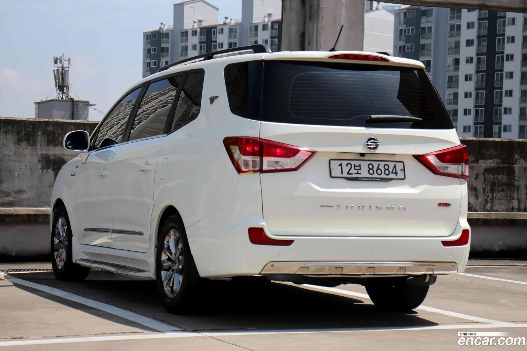 KG Mobility (SsangYong) Korando Turismo 2017 — 4