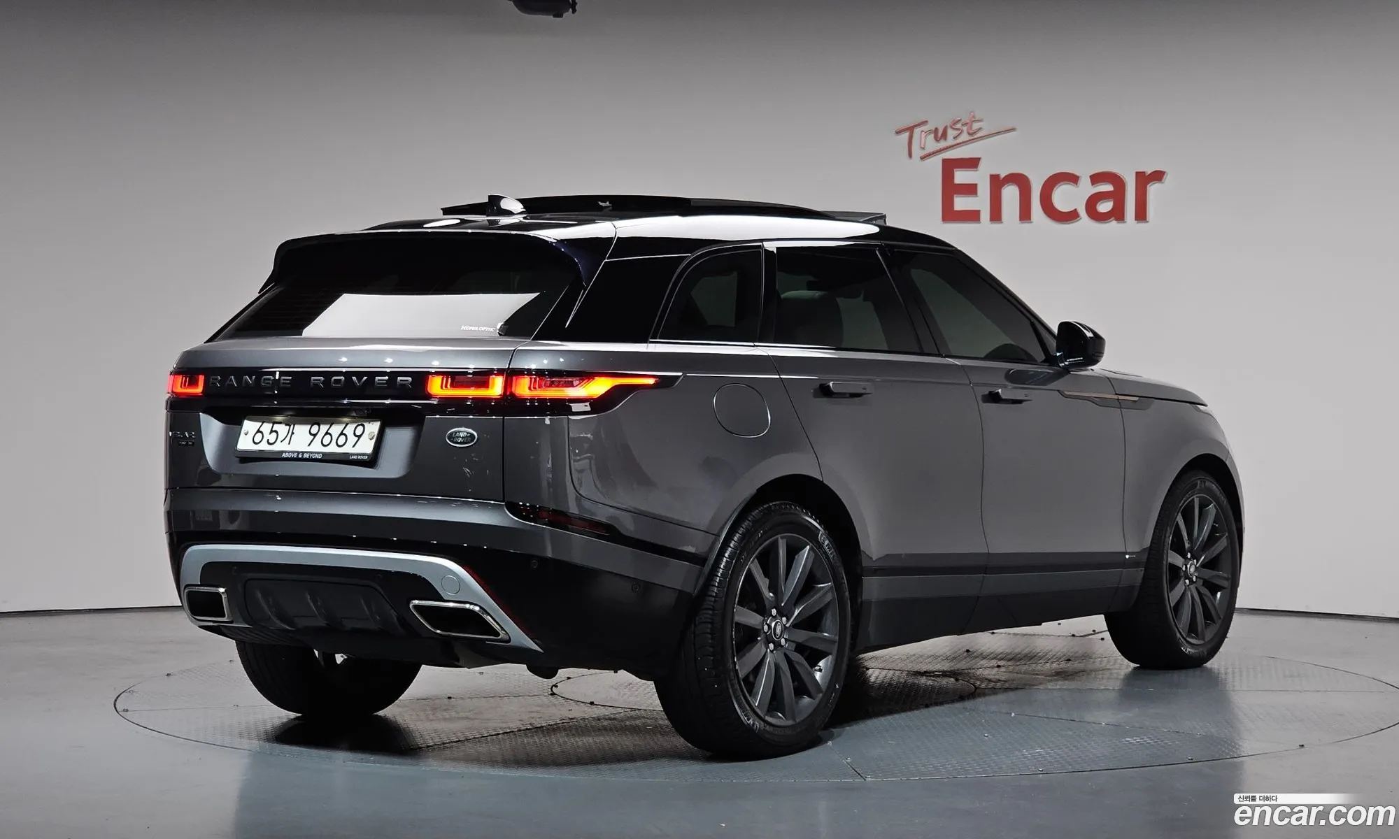 Land Rover Range Rover Velar 2017 SALYA2BV3JA701205 — 21