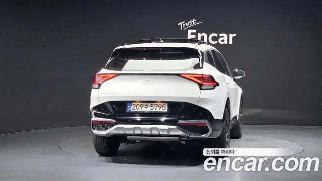 Kia Sportage 2023 — 3