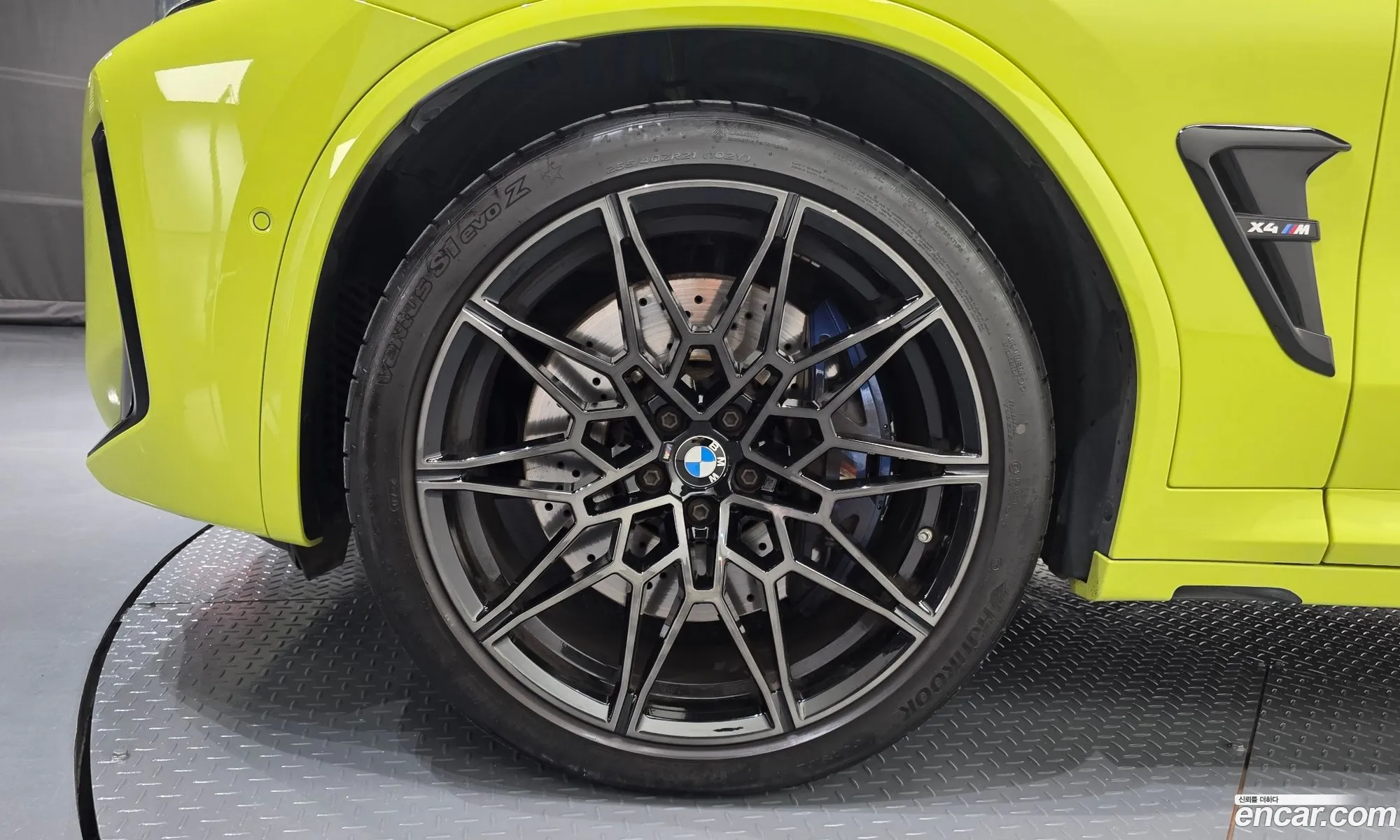 BMW X4 M 2022 — 10