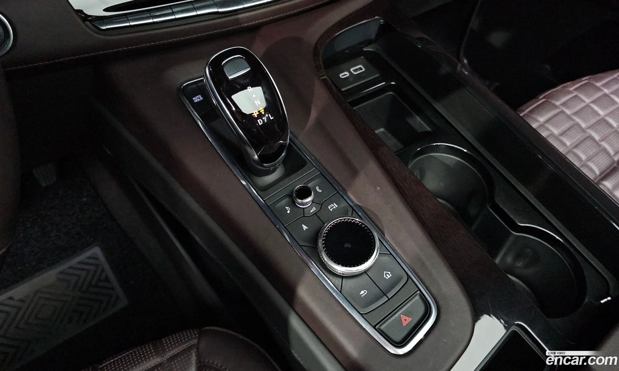 Cadillac Escalade 2022 — 2