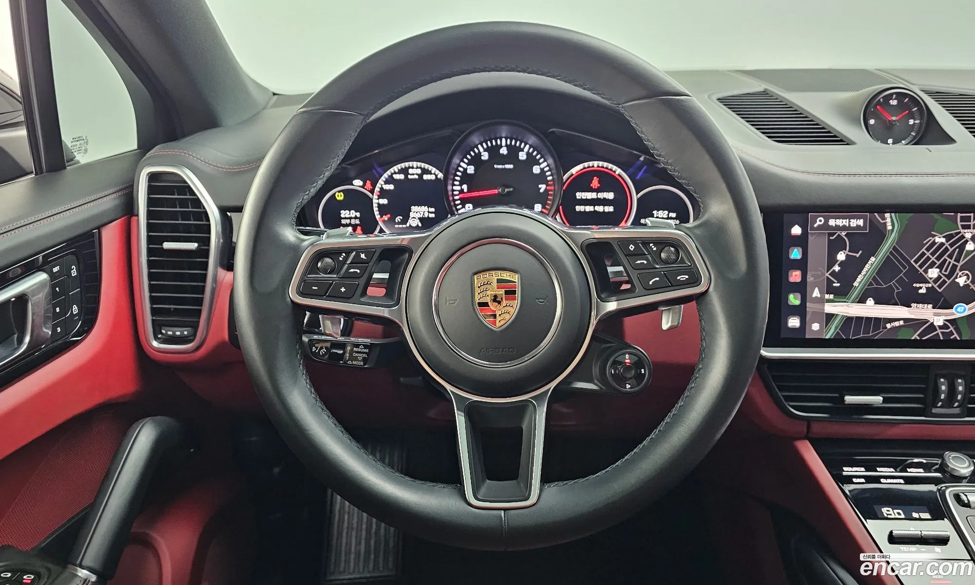 Porsche Cayenne 2022 — 19