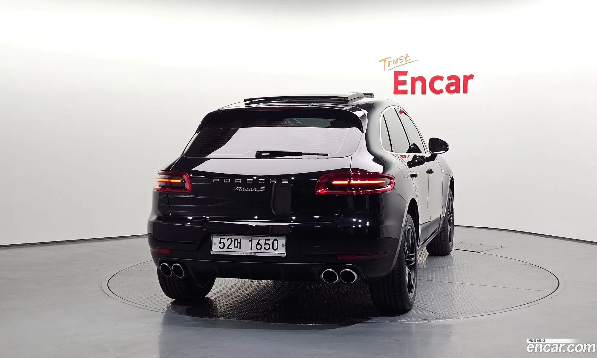 Porsche Macan 2017 WP1AD2955HLB70723 — 4