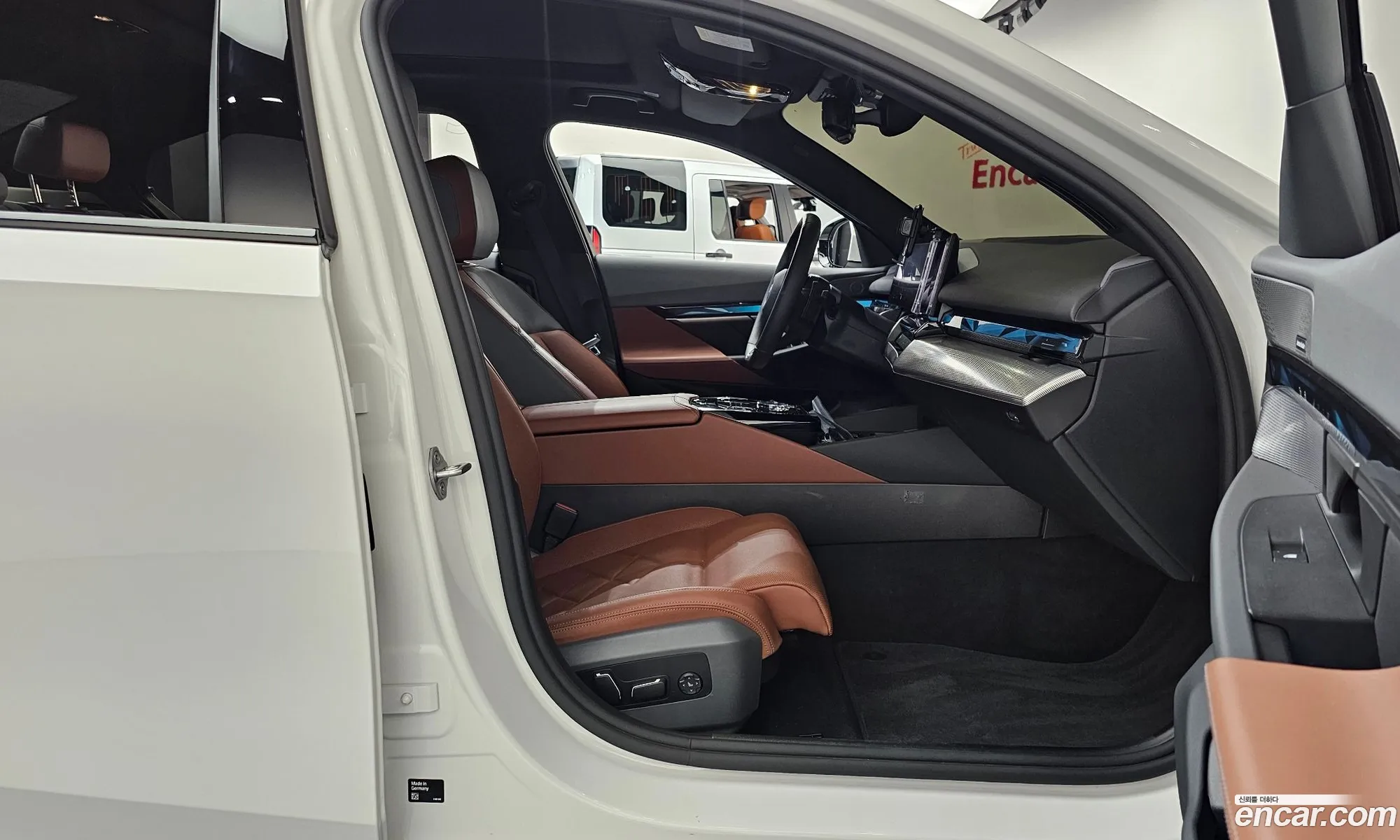 BMW 5 Series 2025 — 15