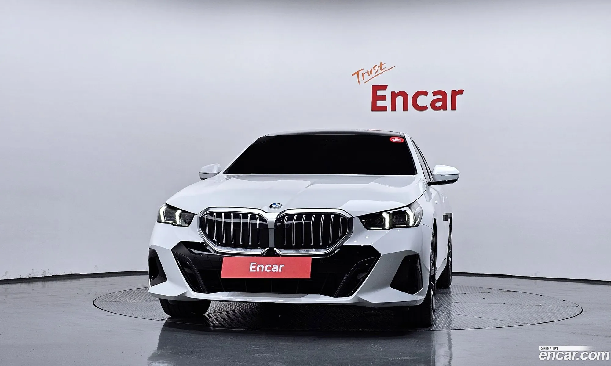 BMW 5 Series 2025 — 29