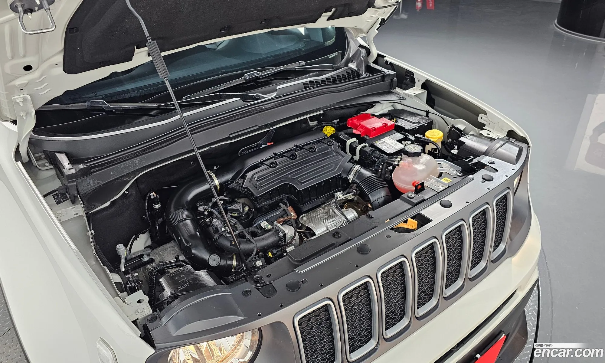 Jeep Renegade 2022 — 25