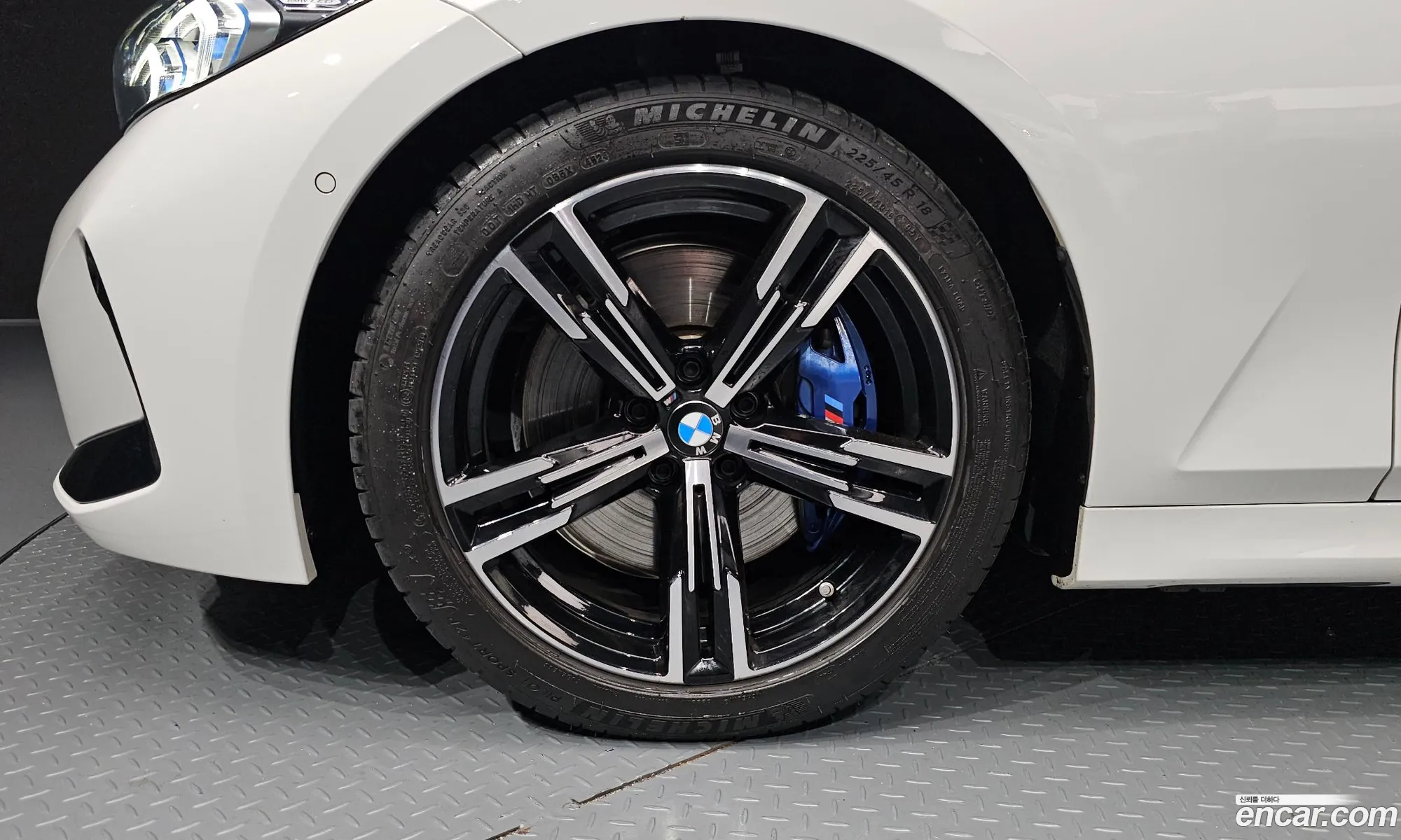 BMW 3 Series 2025 WBA11FF02SFU70006 — 9