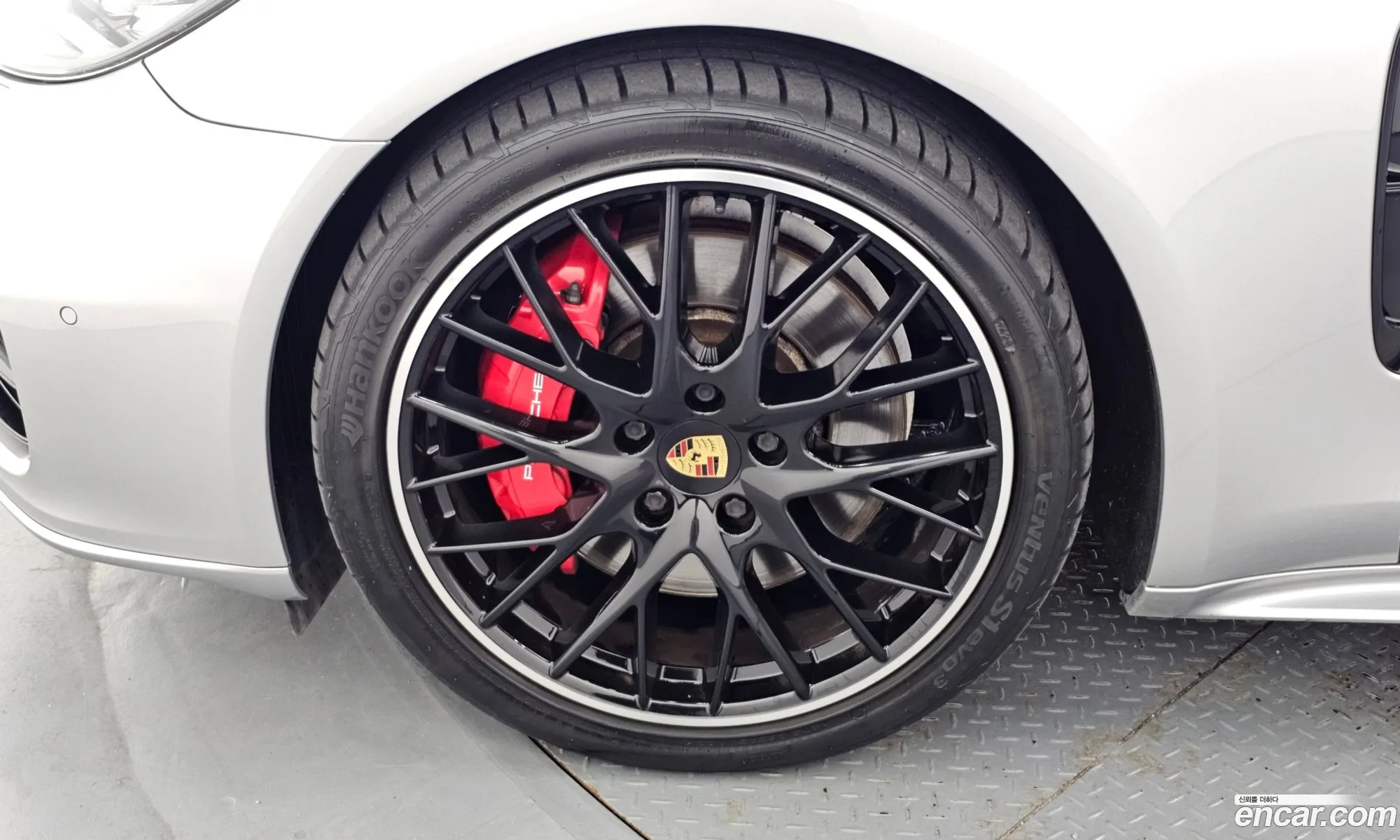 Porsche Panamera 2019 WP0AG2978KL140276 — 29