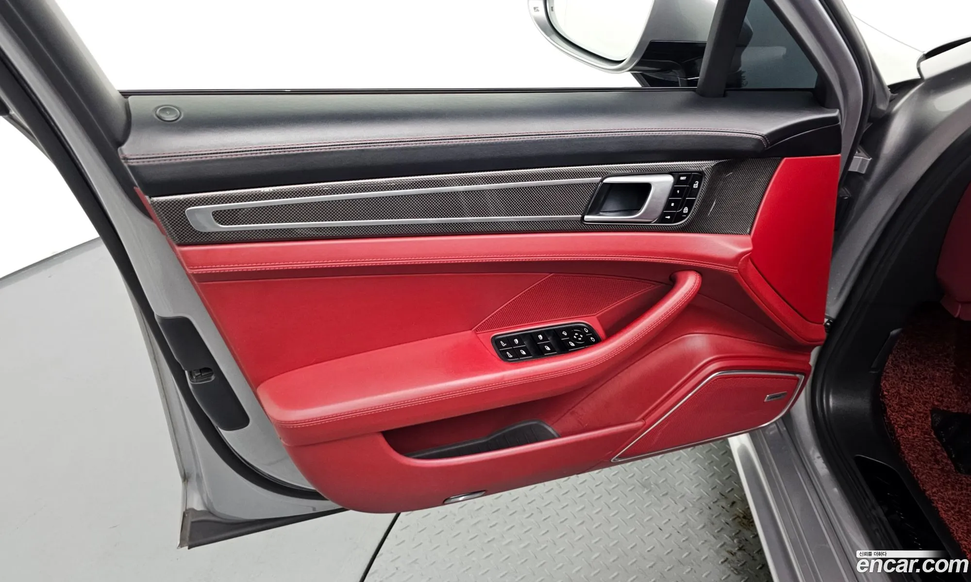 Porsche Panamera 2019 WP0AG2978KL140276 — 31
