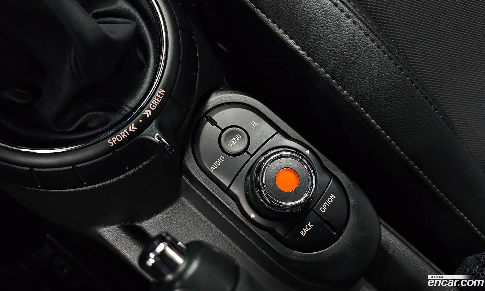 Mini Cooper 2017 — 19