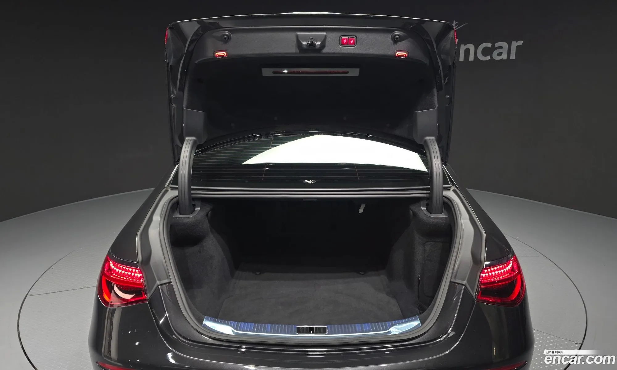 Mercedes-Benz S-Class W223 2022 — 22