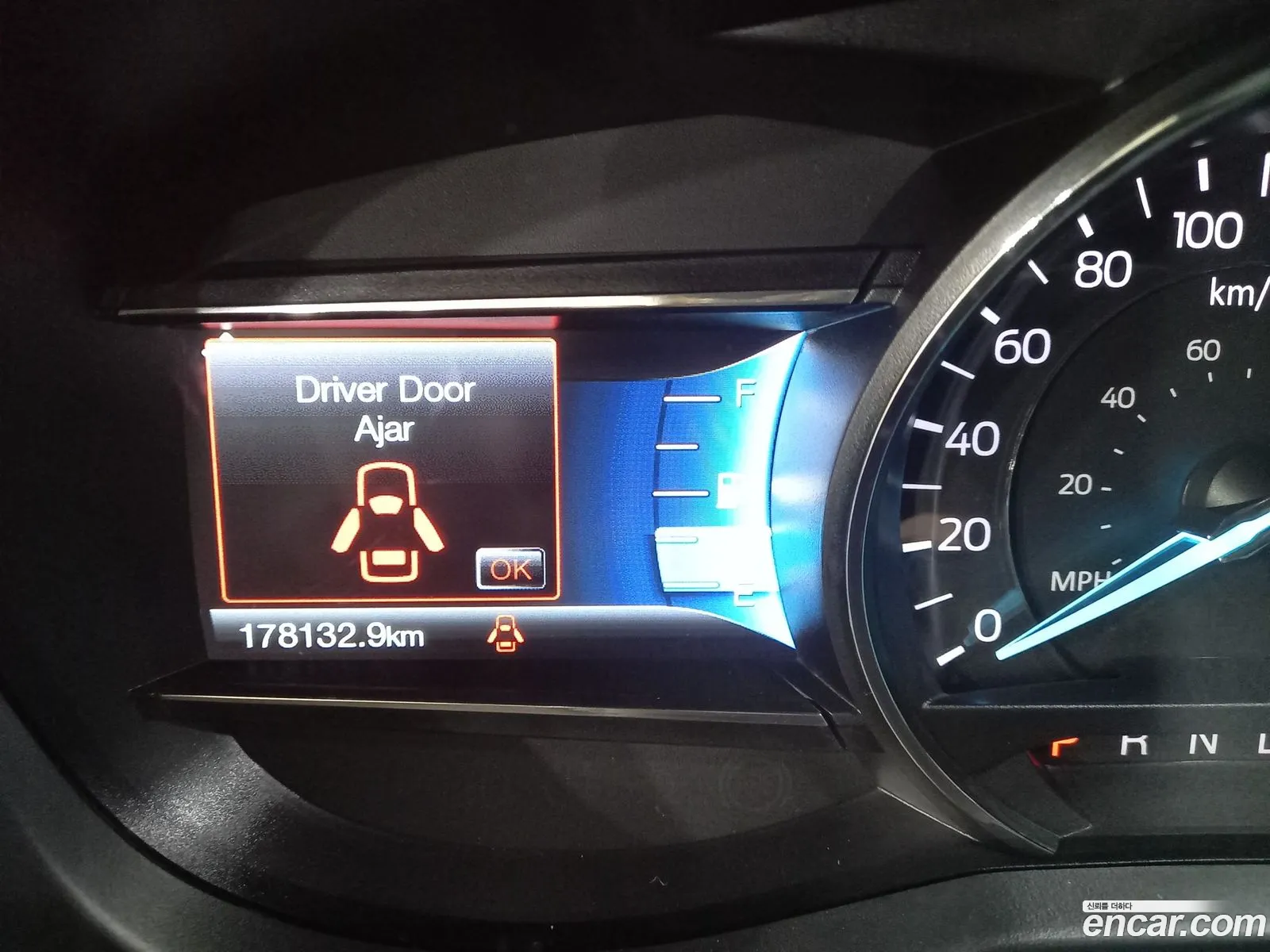 Ford Explorer 2016 — 13