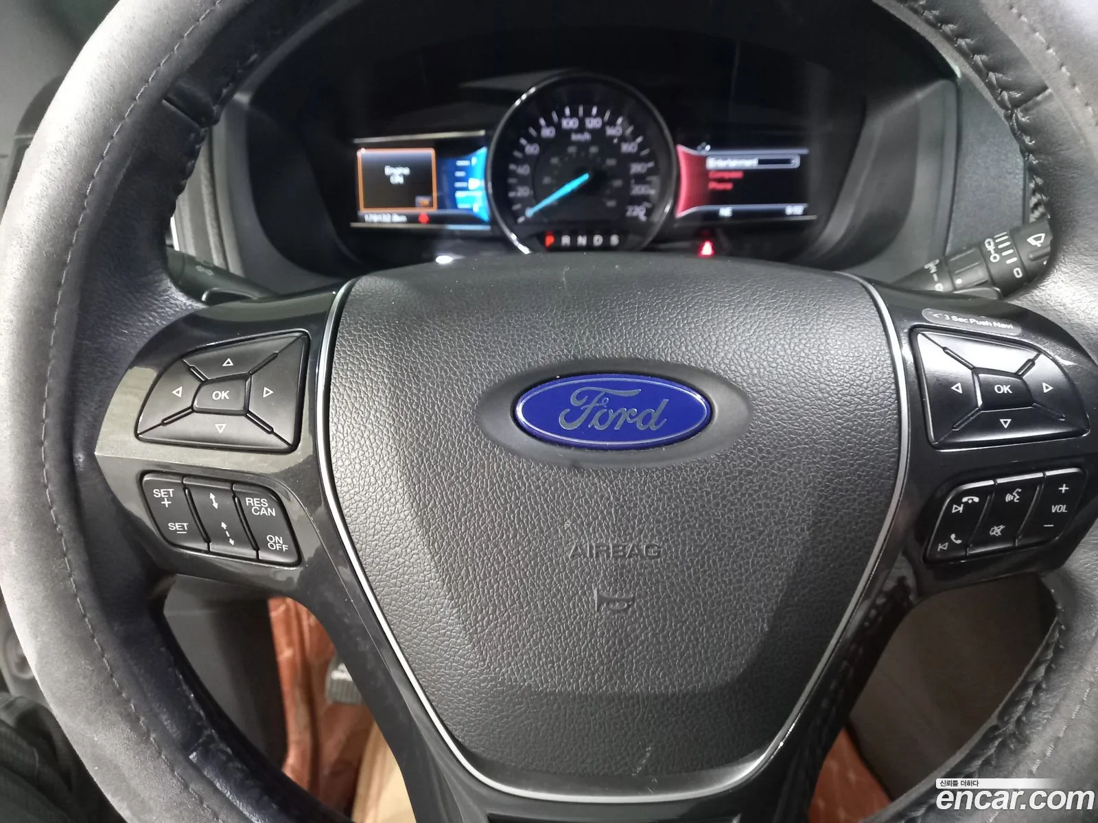 Ford Explorer 2016 — 12