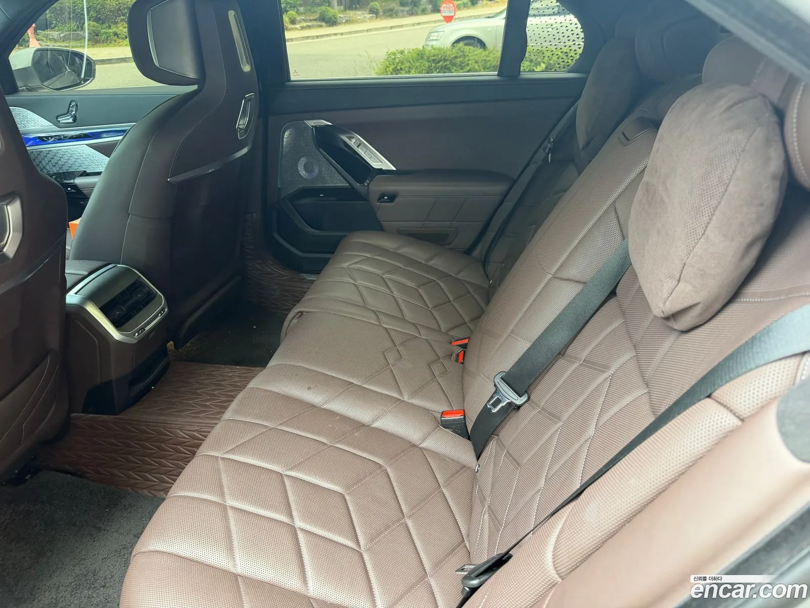 BMW 7 Series 2023 — 10